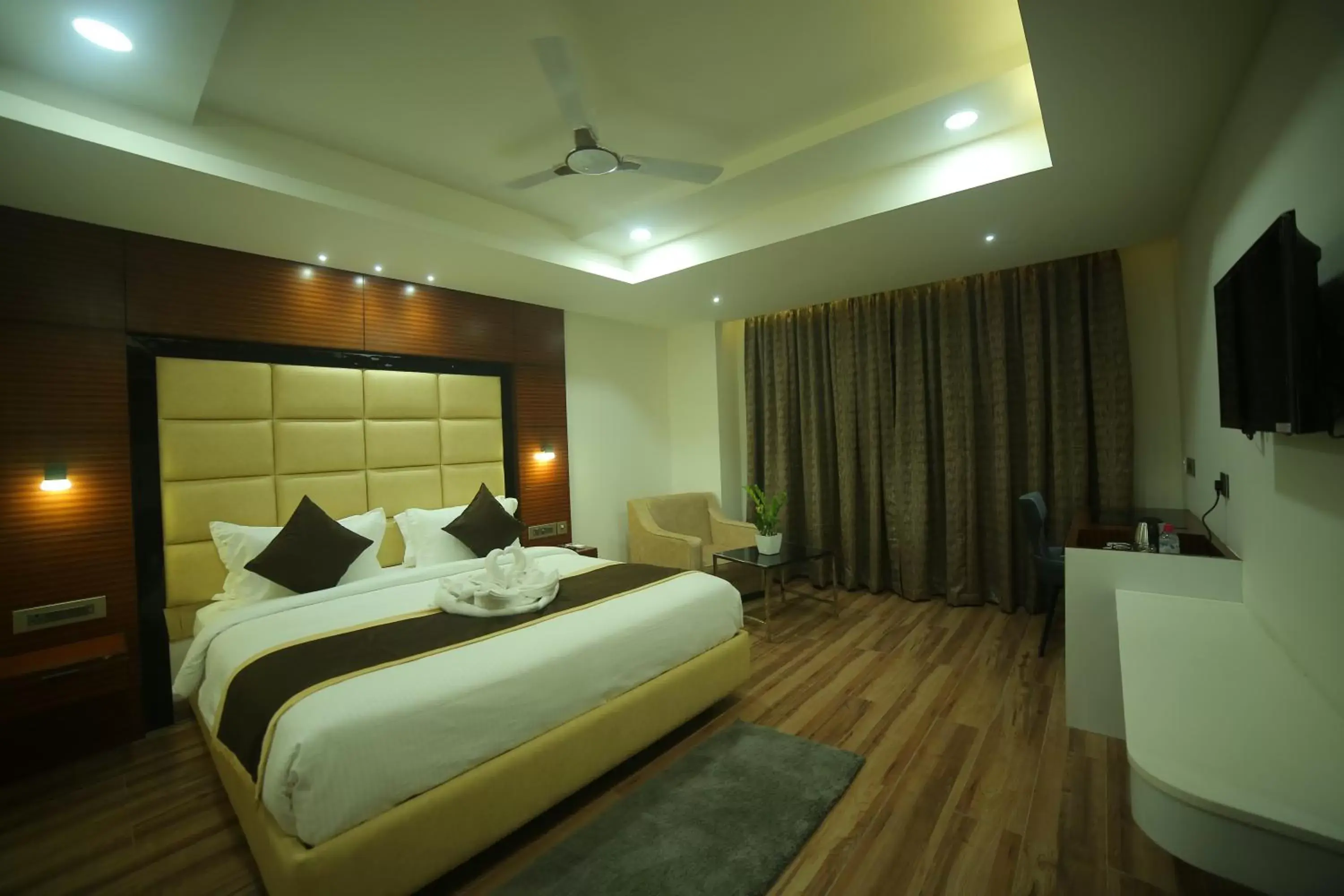 Superior Double or Twin Room - single occupancy in Sree Fortune Grand, Tadepalli Superior Double or Twin Room - single occupancy in Sree Fortune Grand, Tadepalli