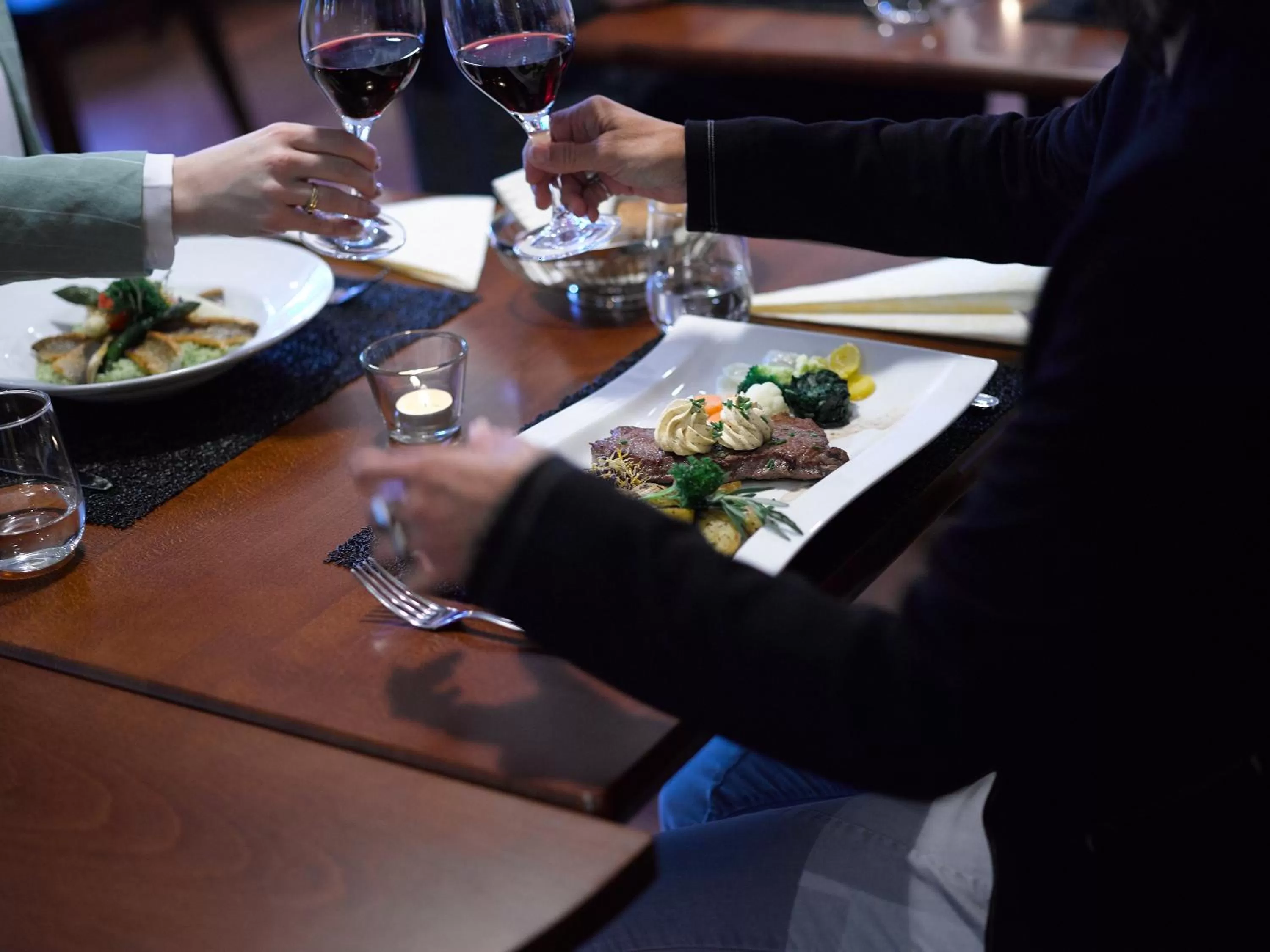 Restaurant/places to eat in Hotel Holiday Thun