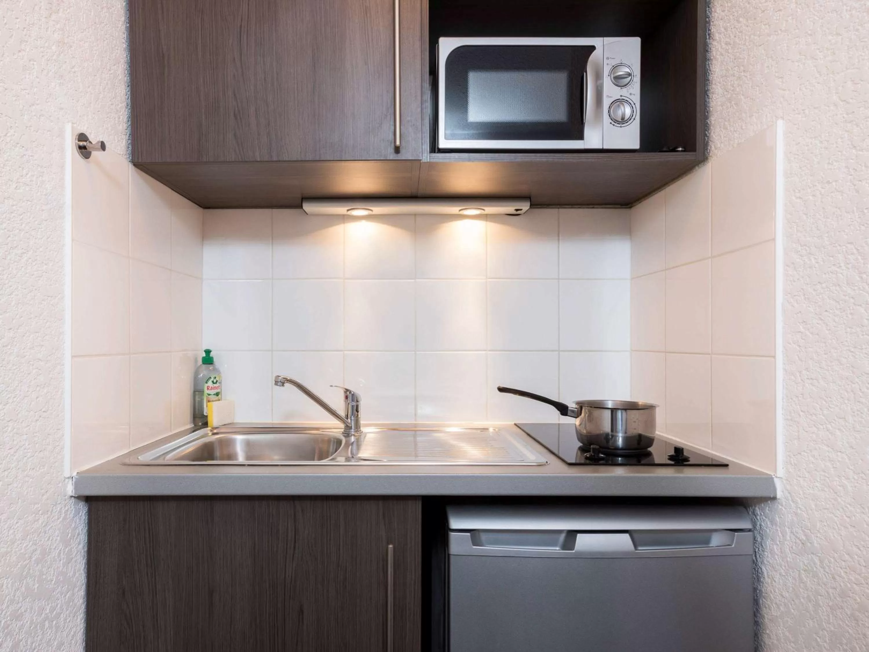 Photo of the whole room in Aparthotel Adagio Access Strasbourg Petite France