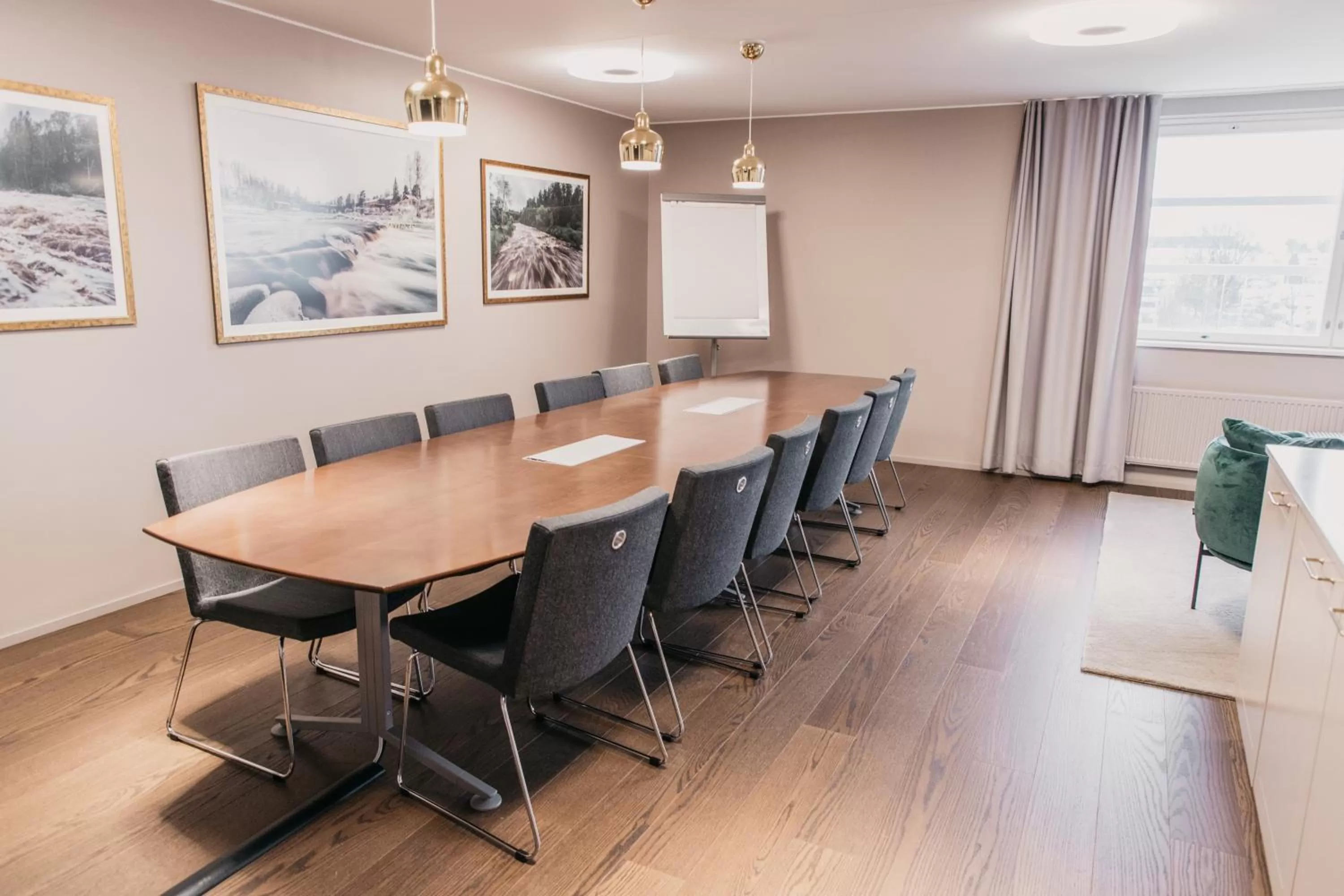 Meeting/conference room in Original Sokos Hotel Vaakuna Seinäjoki