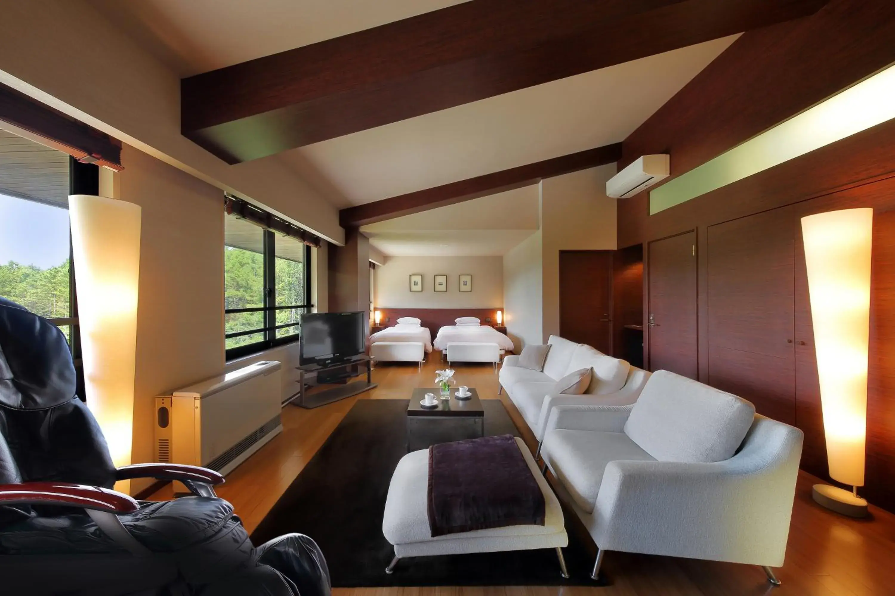 Top floor Luxury Twin Room- Non-Smoking in Hotel Ryu Resort and Spa Top floor Luxury Twin Room- Non-Smoking in Hotel Ryu Resort and Spa