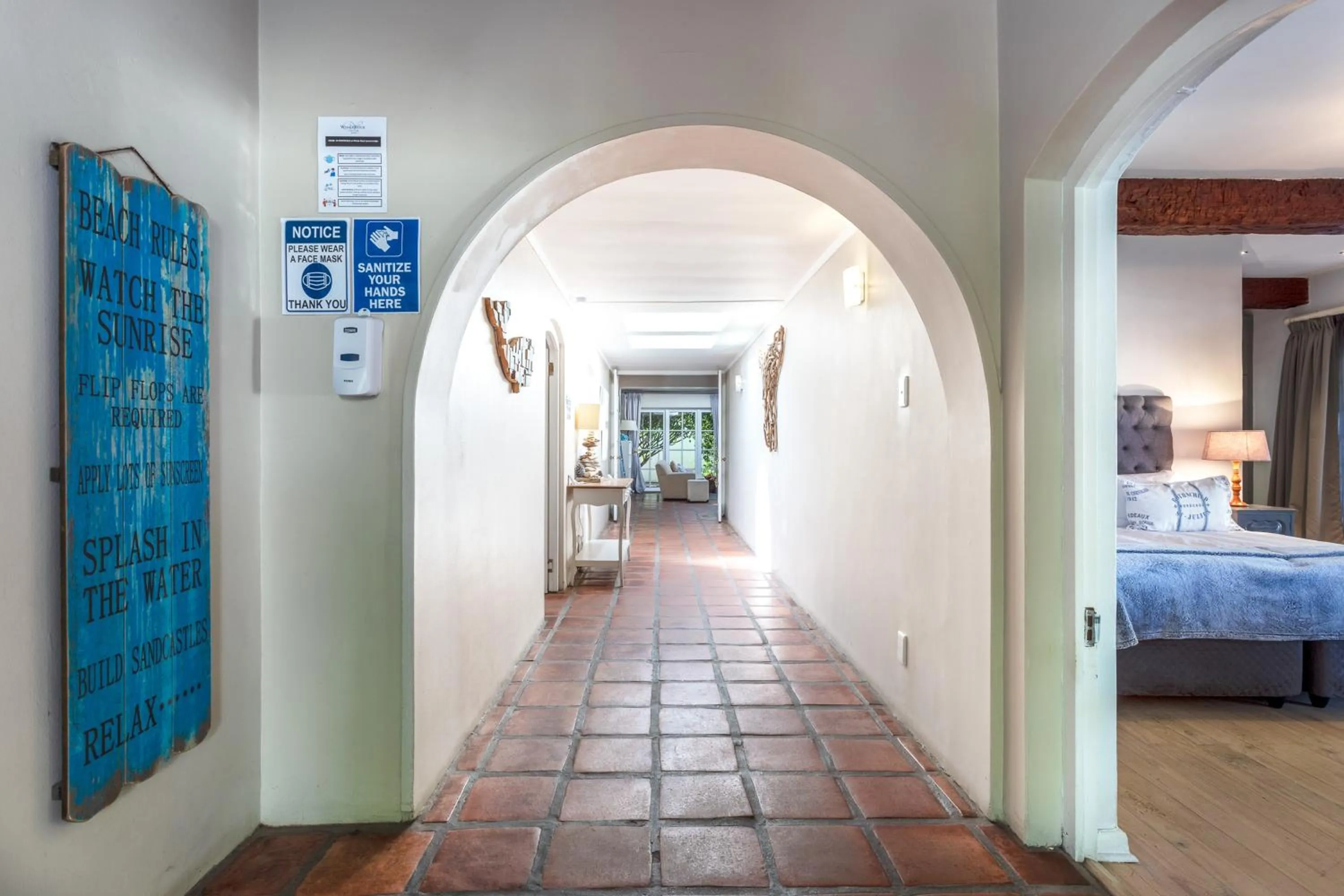 Area and facilities, Bed in Whale Rock Luxury Lodge