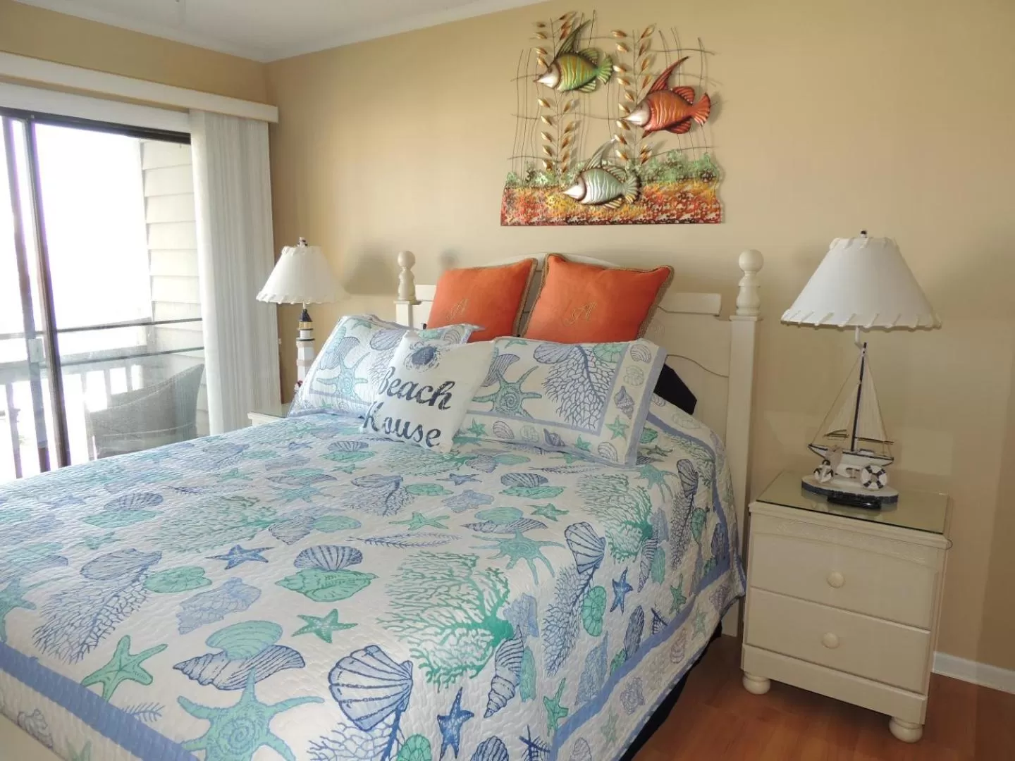 Bedroom in Beach Vacation Condos