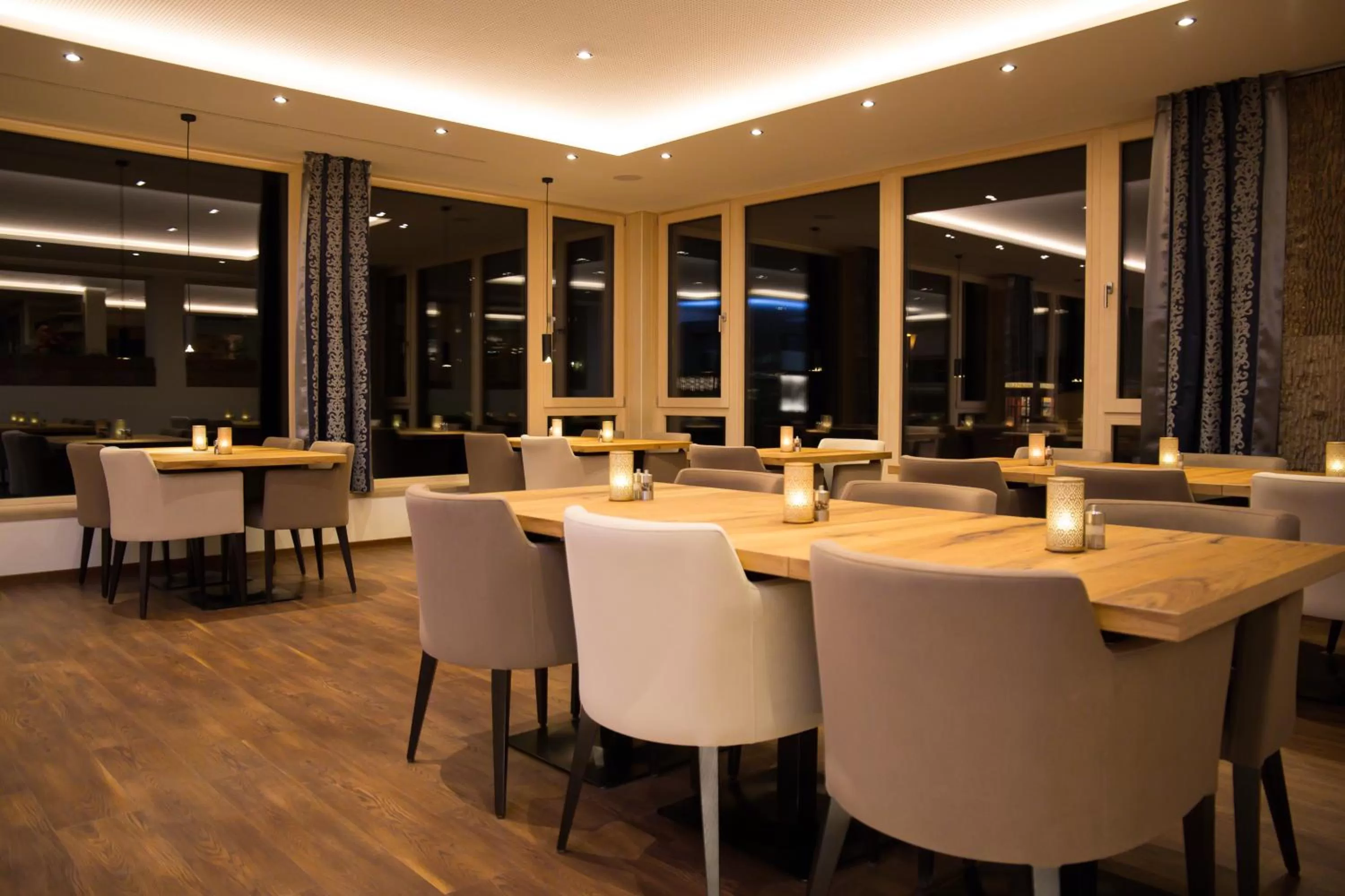 Restaurant/places to eat in Hotel Bergruh