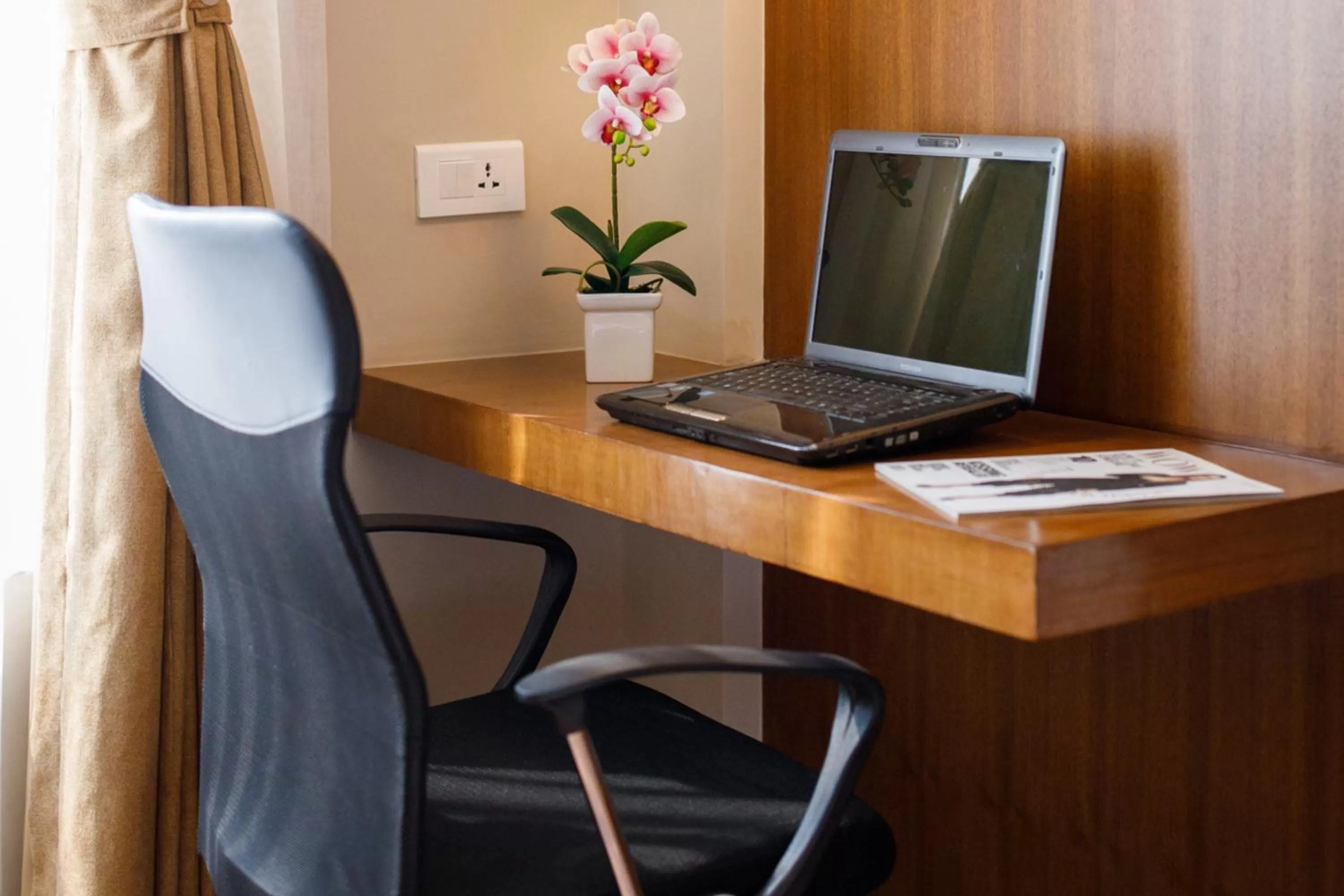 Executive Twin Room - single occupancy in Hotel Thrive, A Tropical Courtyard