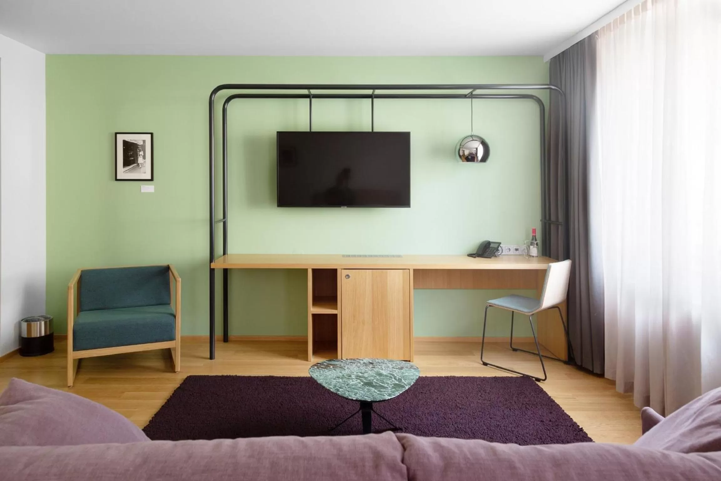 TV and multimedia, TV/Entertainment Center in Hotel Schloss Hernstein