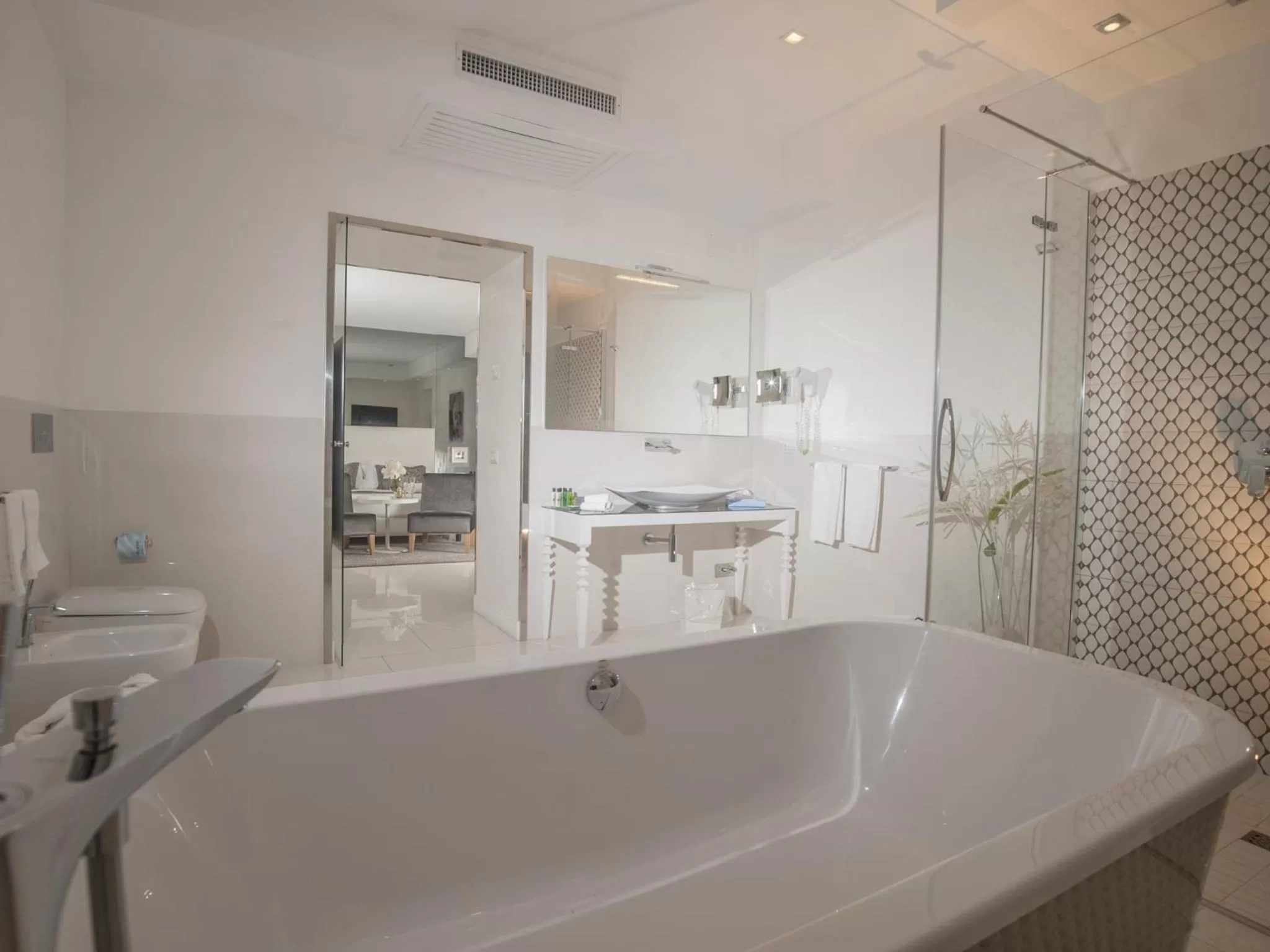 Shower in Hotel San Pietro