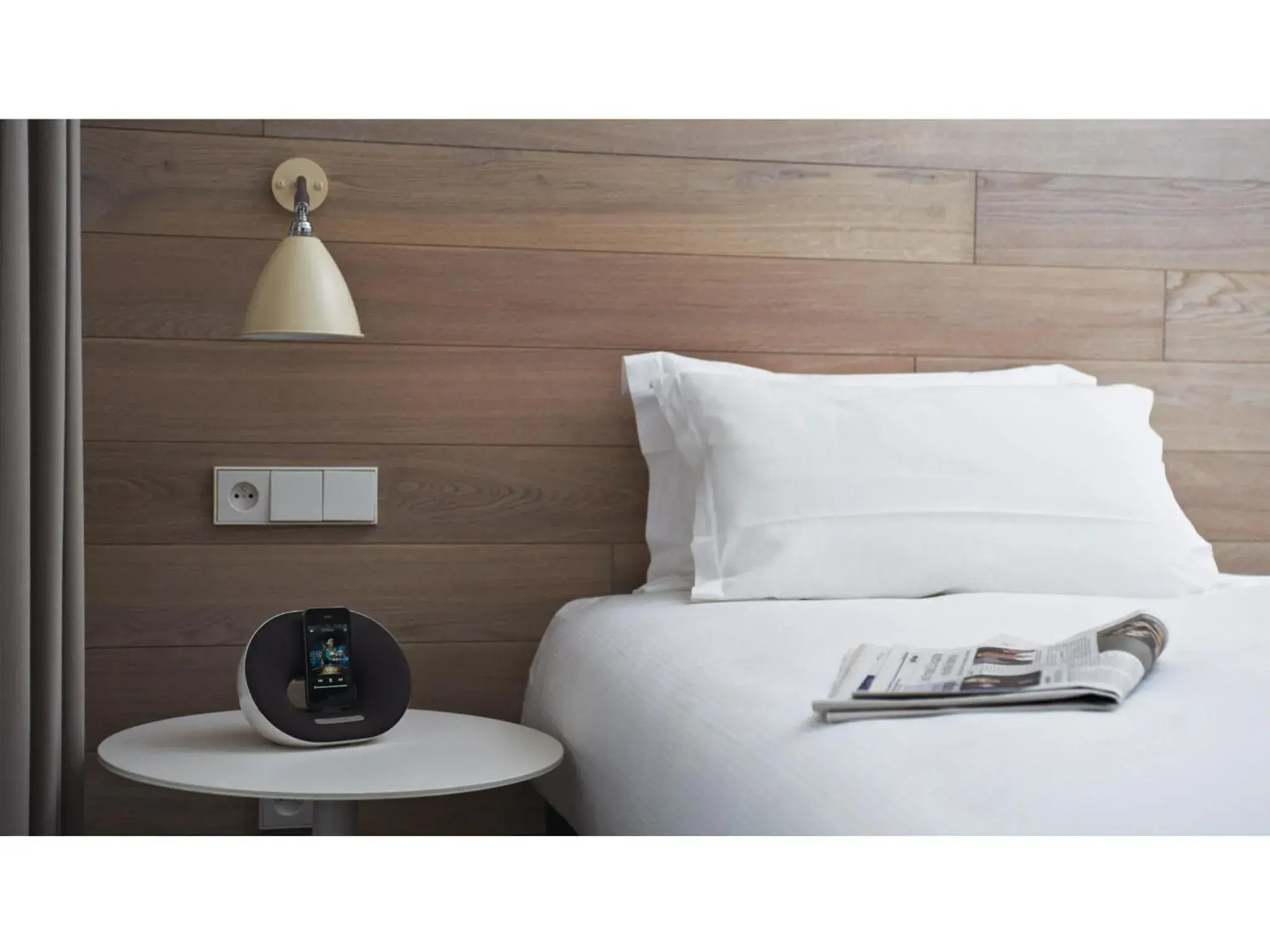 Club Room in 9Hotel Opera Club Room in 9Hotel Opera