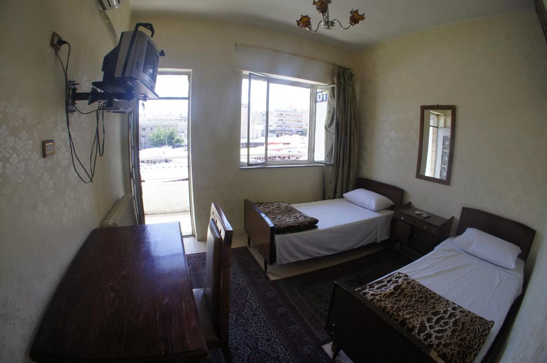 Sun Rise Hotel & Hostel & Tours