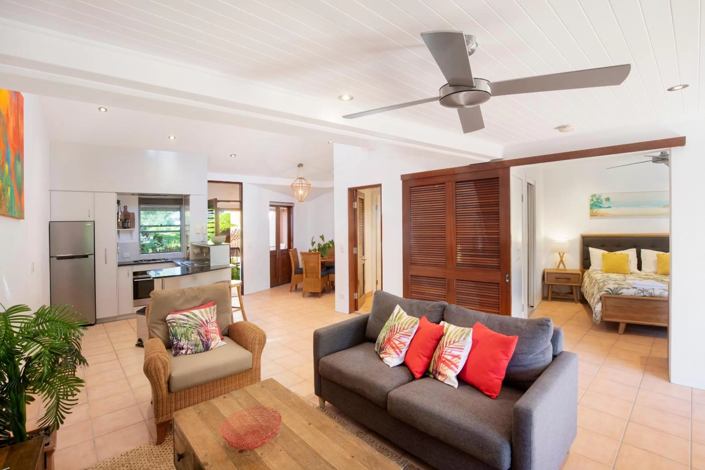 Living room, Seating Area in L'Auberge Noosa