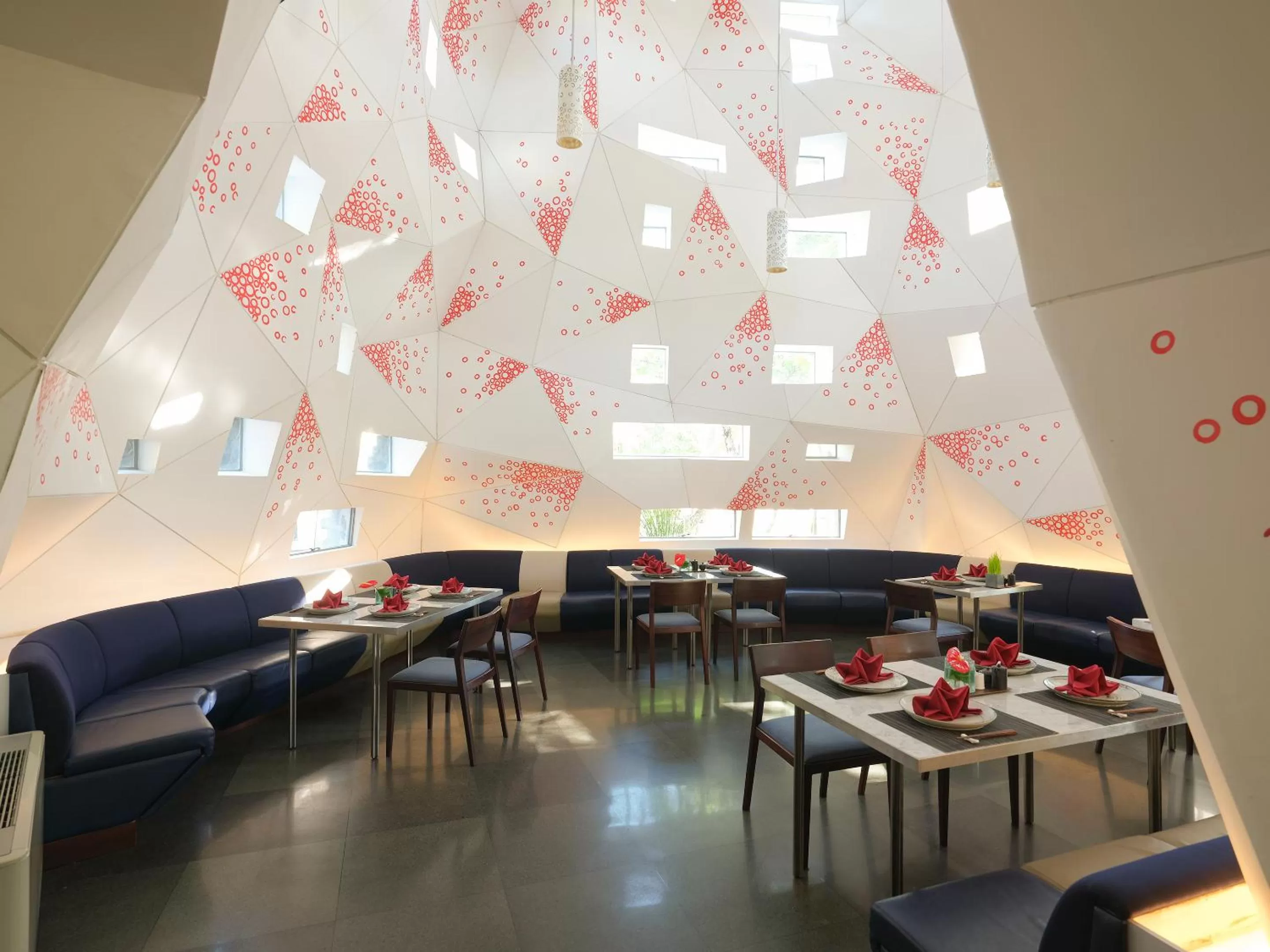 Restaurant/places to eat in Maya Sanur Resort & Spa