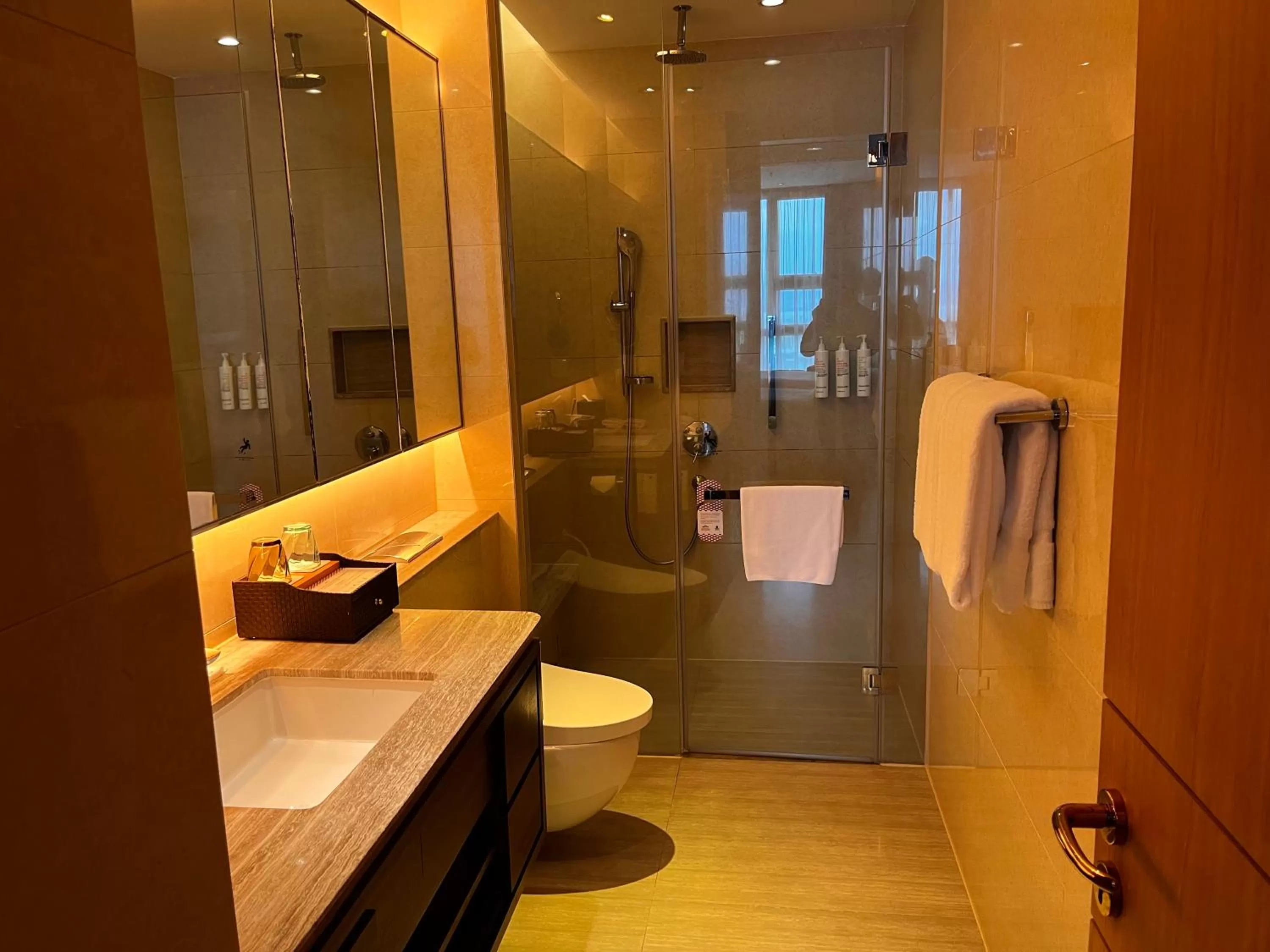 Toilet in The OCT Harbour, Shenzhen - Marriott Executive Apartments