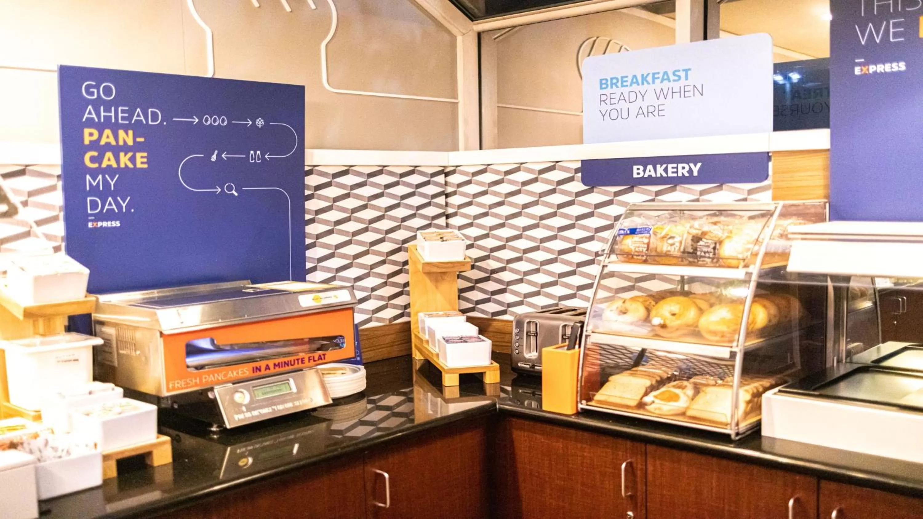 Breakfast in Holiday Inn Express Berkeley by IHG