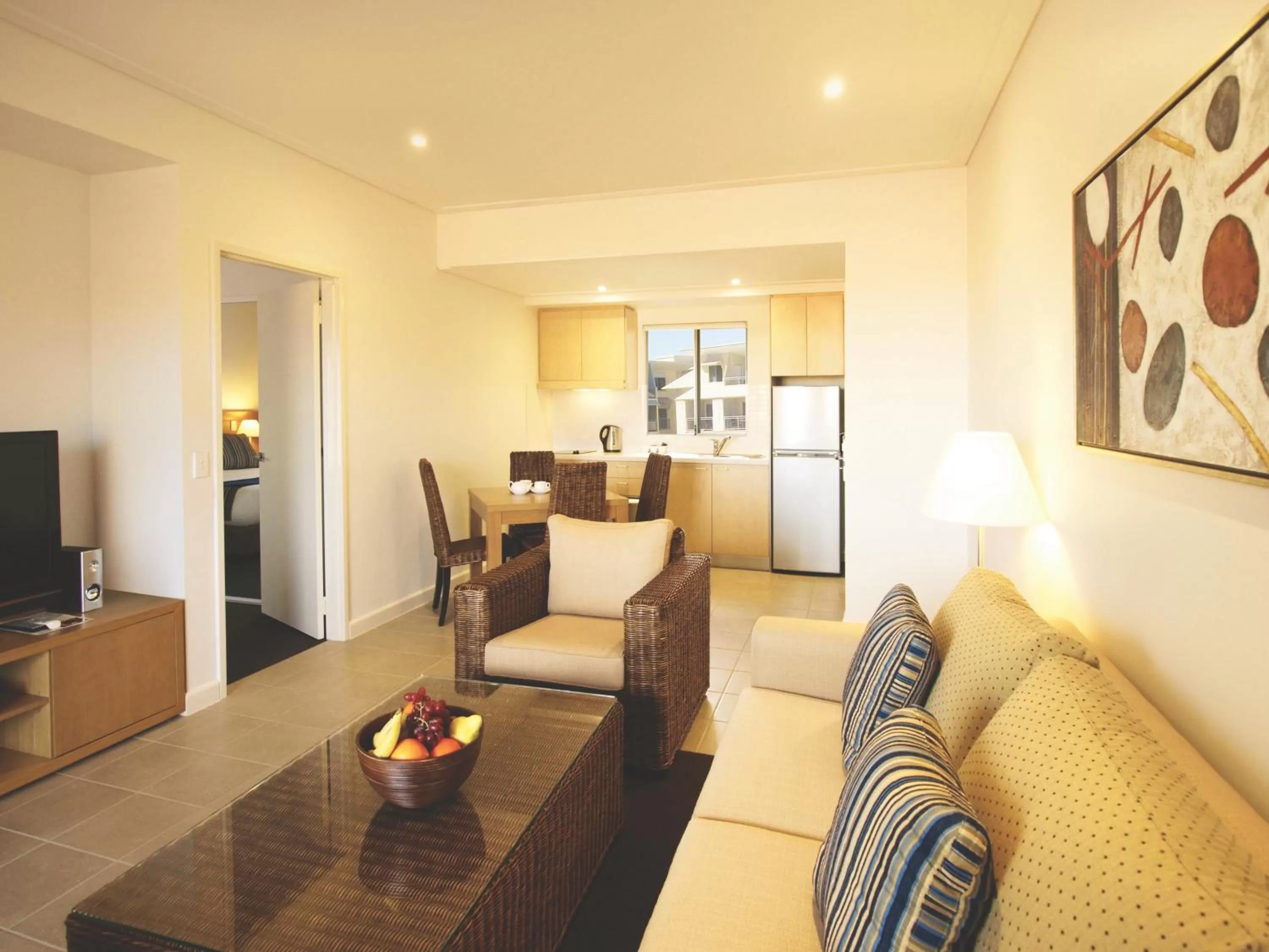 Living room in Oaks Broome Hotel