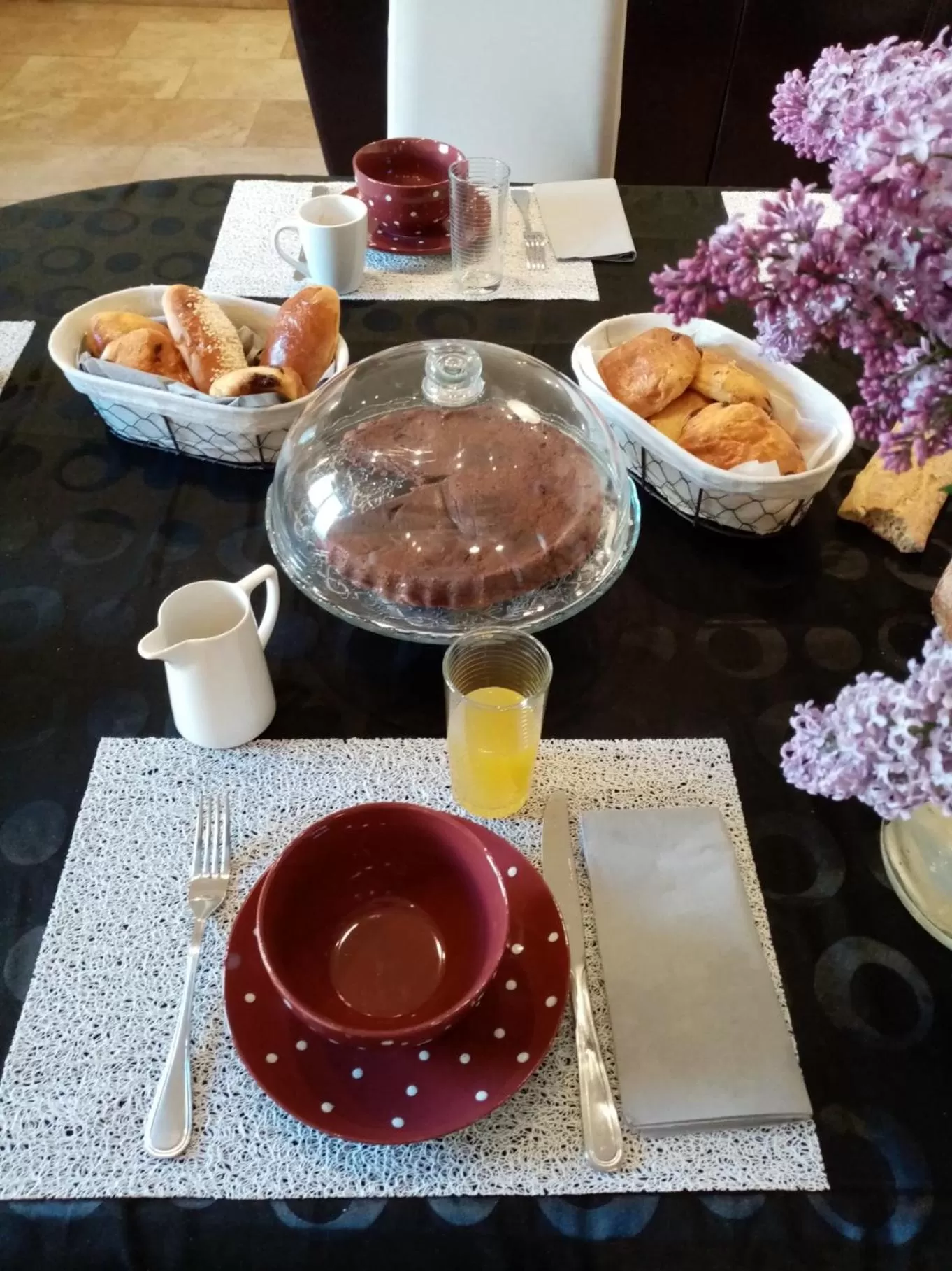 Breakfast in La Bastide