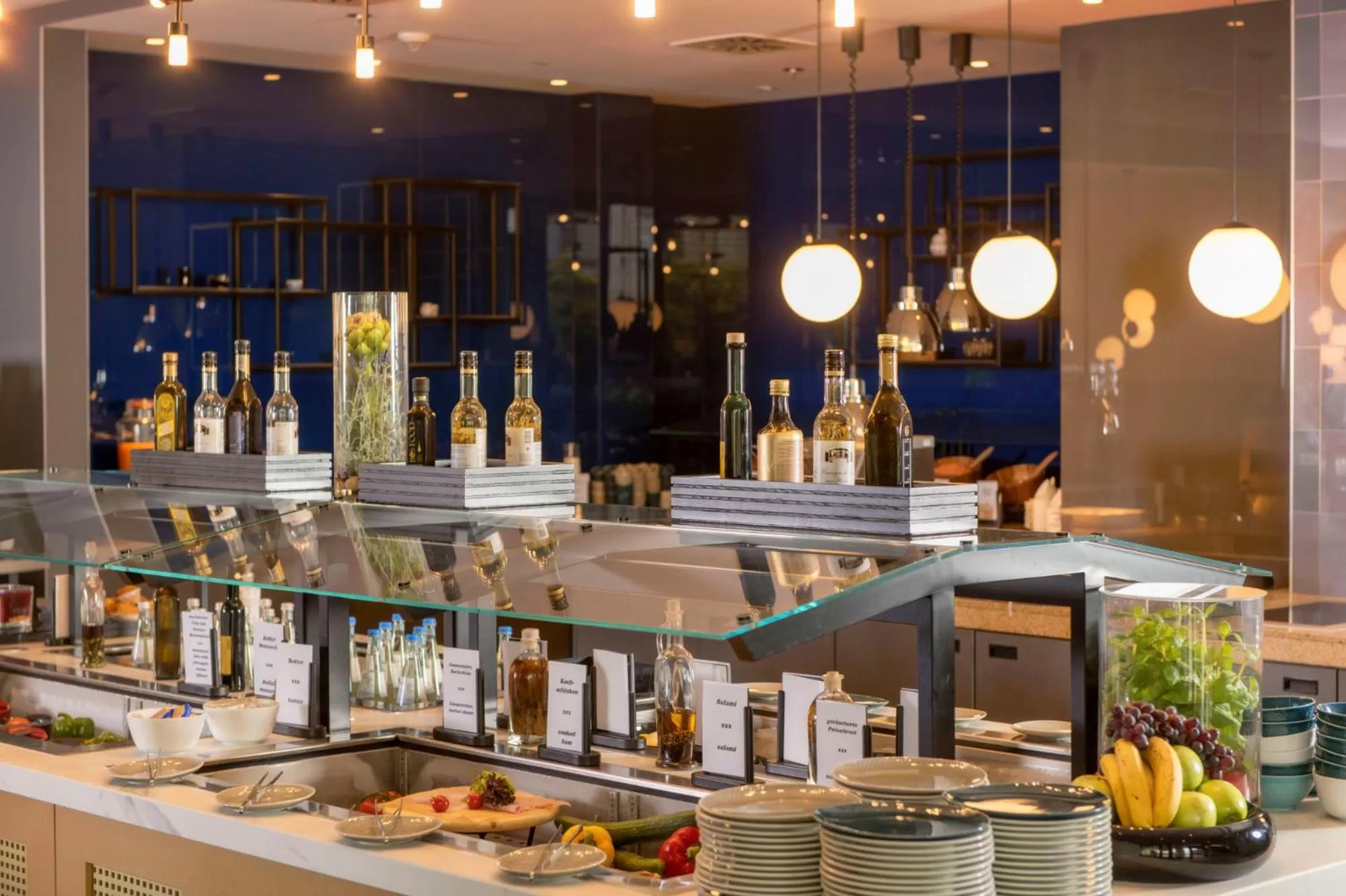 Restaurant/places to eat in Clayton Hotel Düsseldorf City Centre