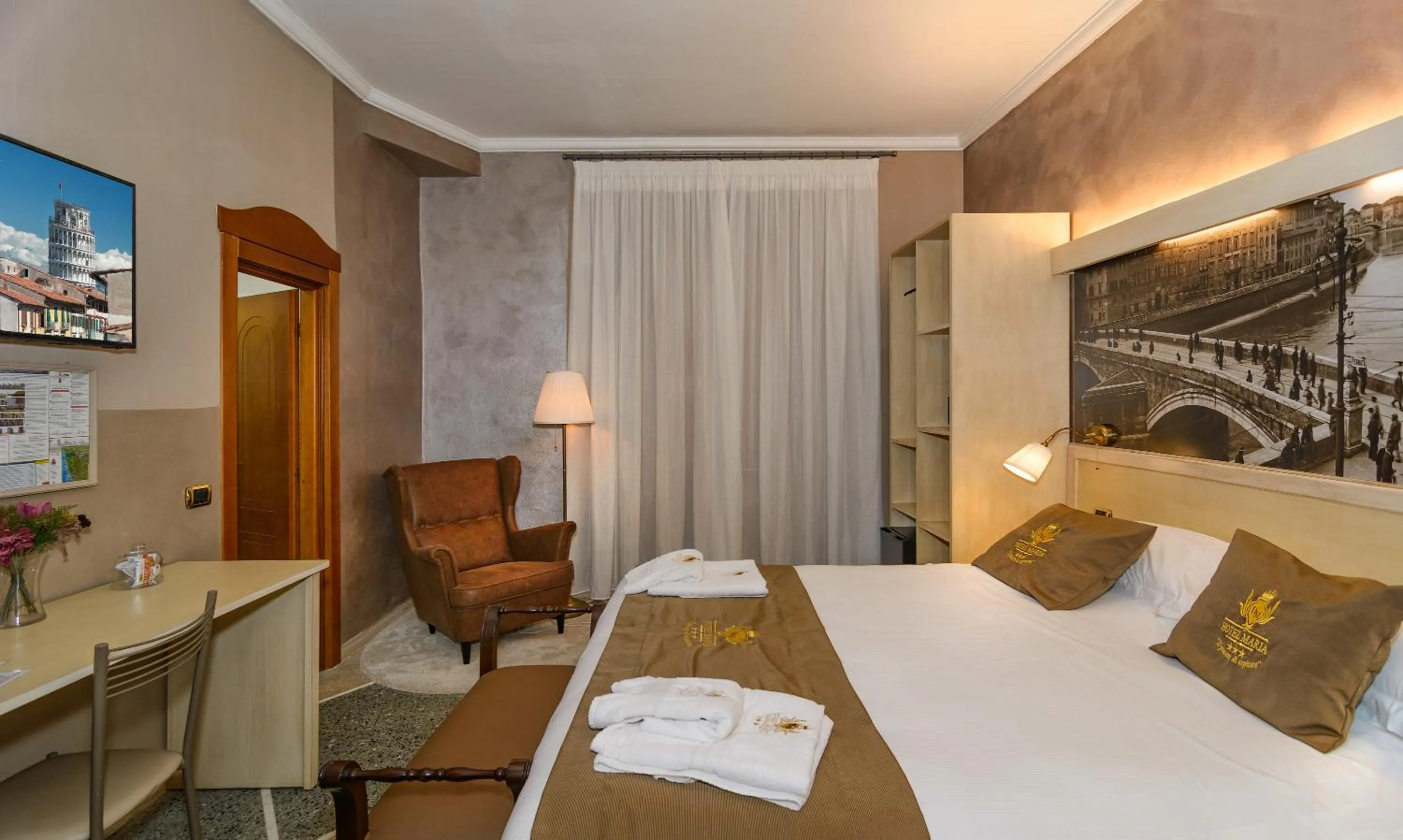 Photo of the whole room, Bed in Hotel Maria