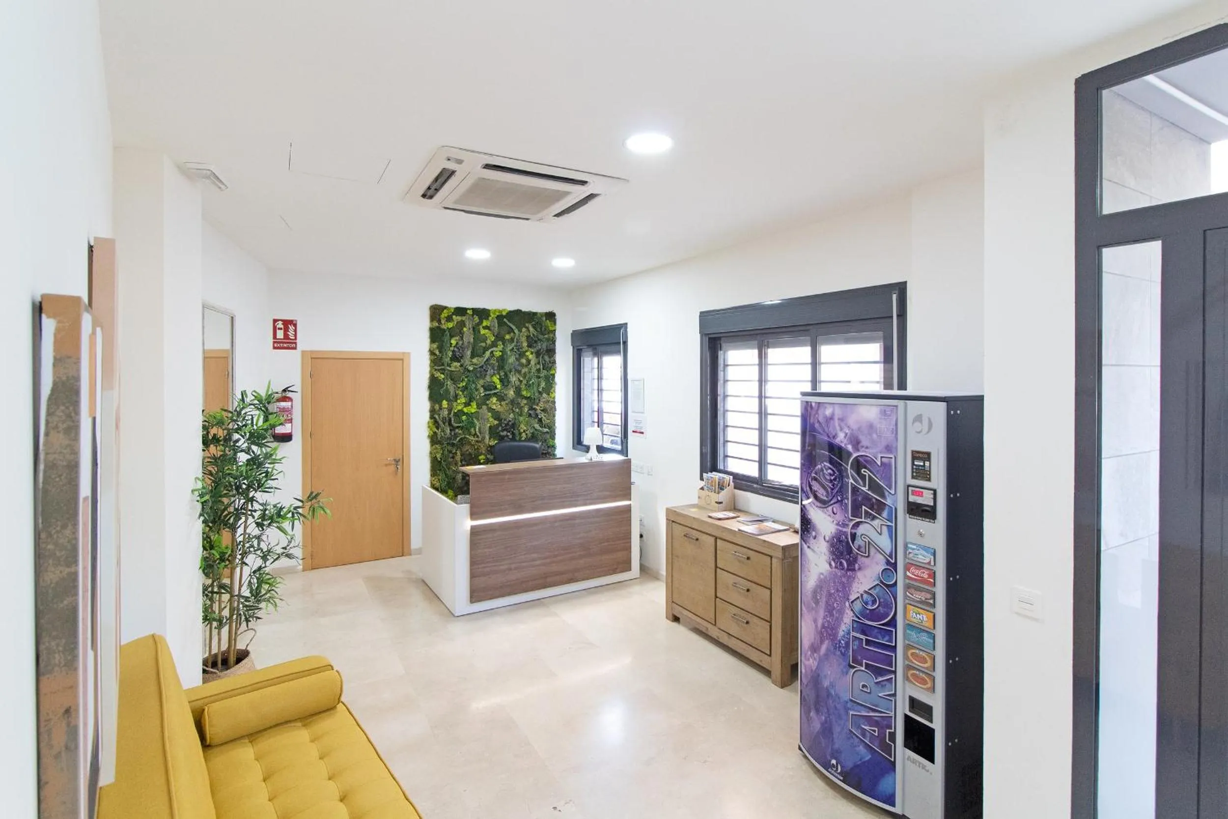 Lobby or reception, Bed in Hotel Sagunto