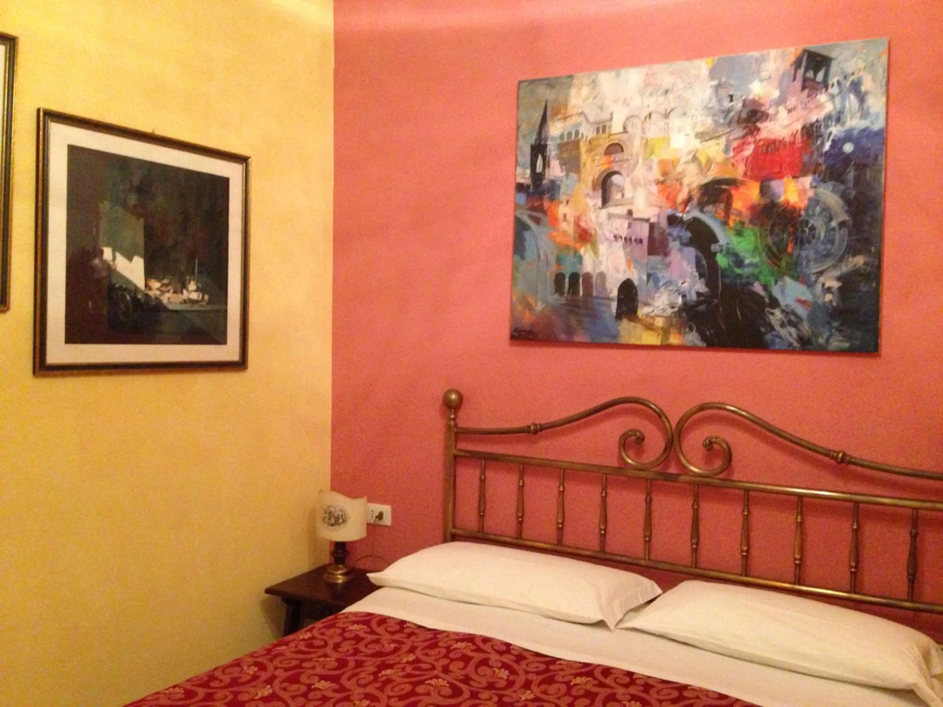 Decorative detail, Bed in Hotel Morlacchi