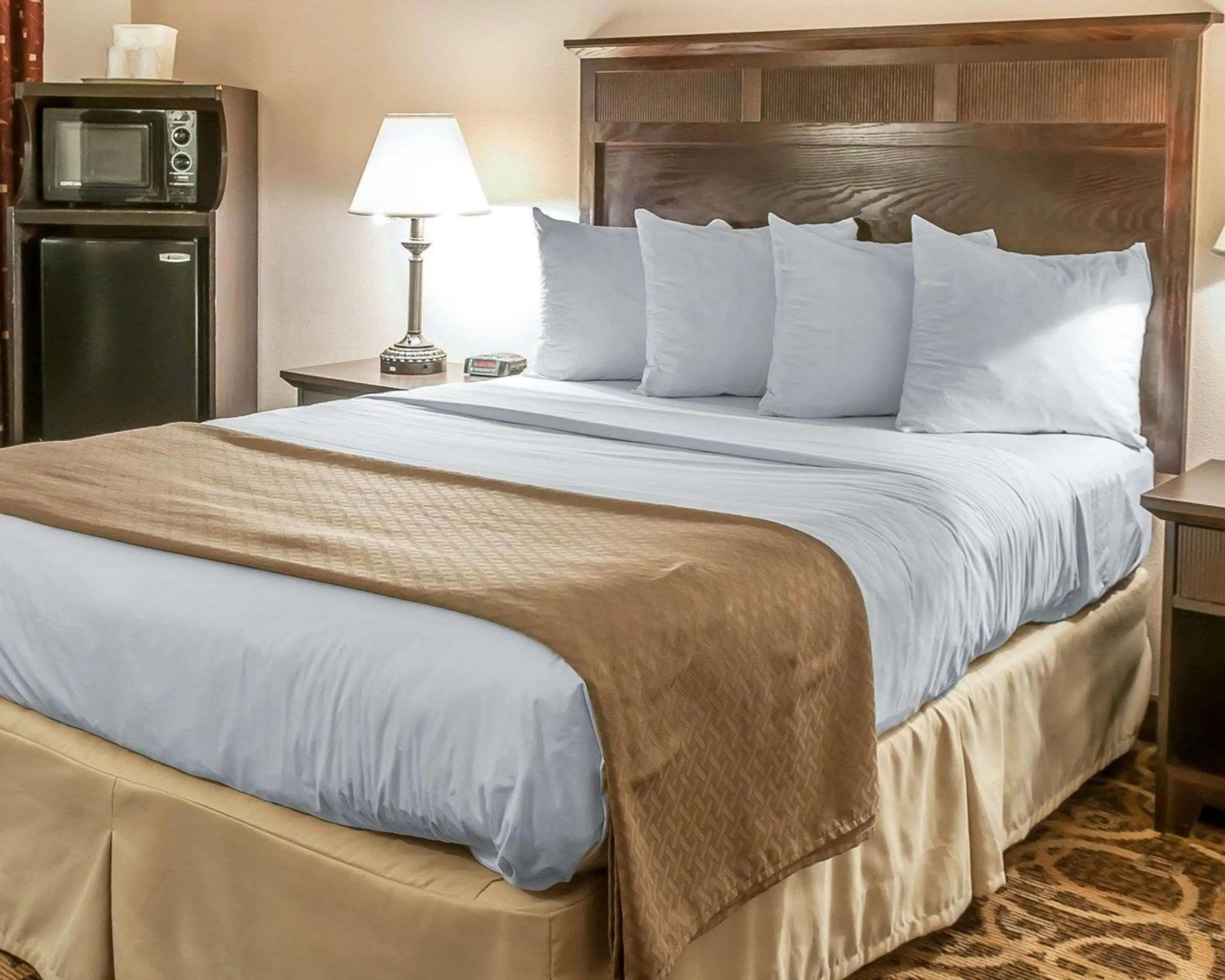 Photo of the whole room, Bed in Quality Inn & Suites Hobbs