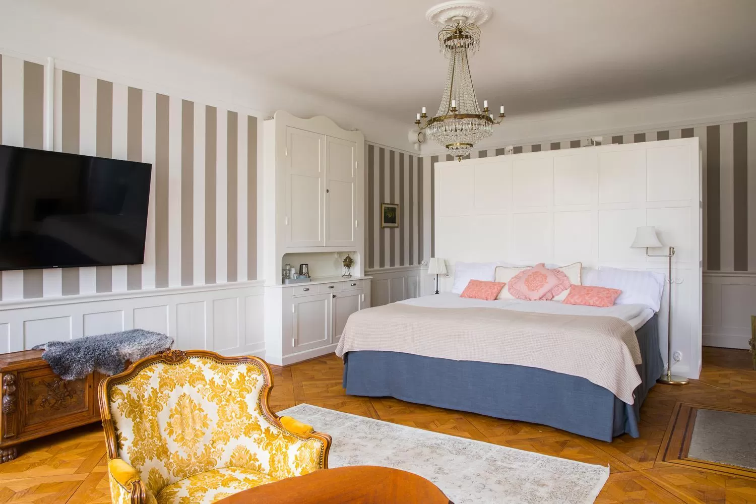 Bed in Hotell Breda Blick