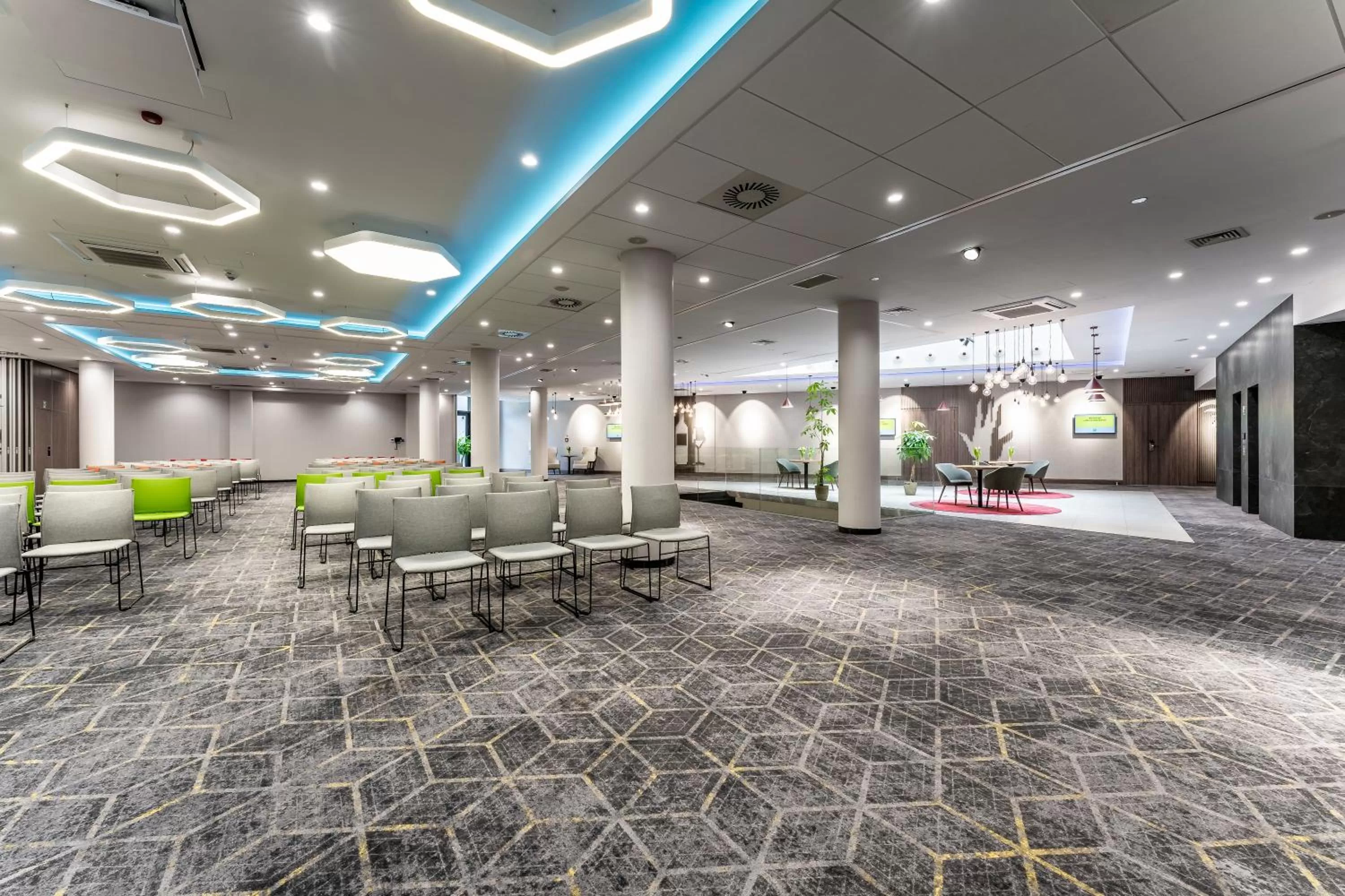 Nightclub / DJ in ibis Styles Lublin Stare Miasto