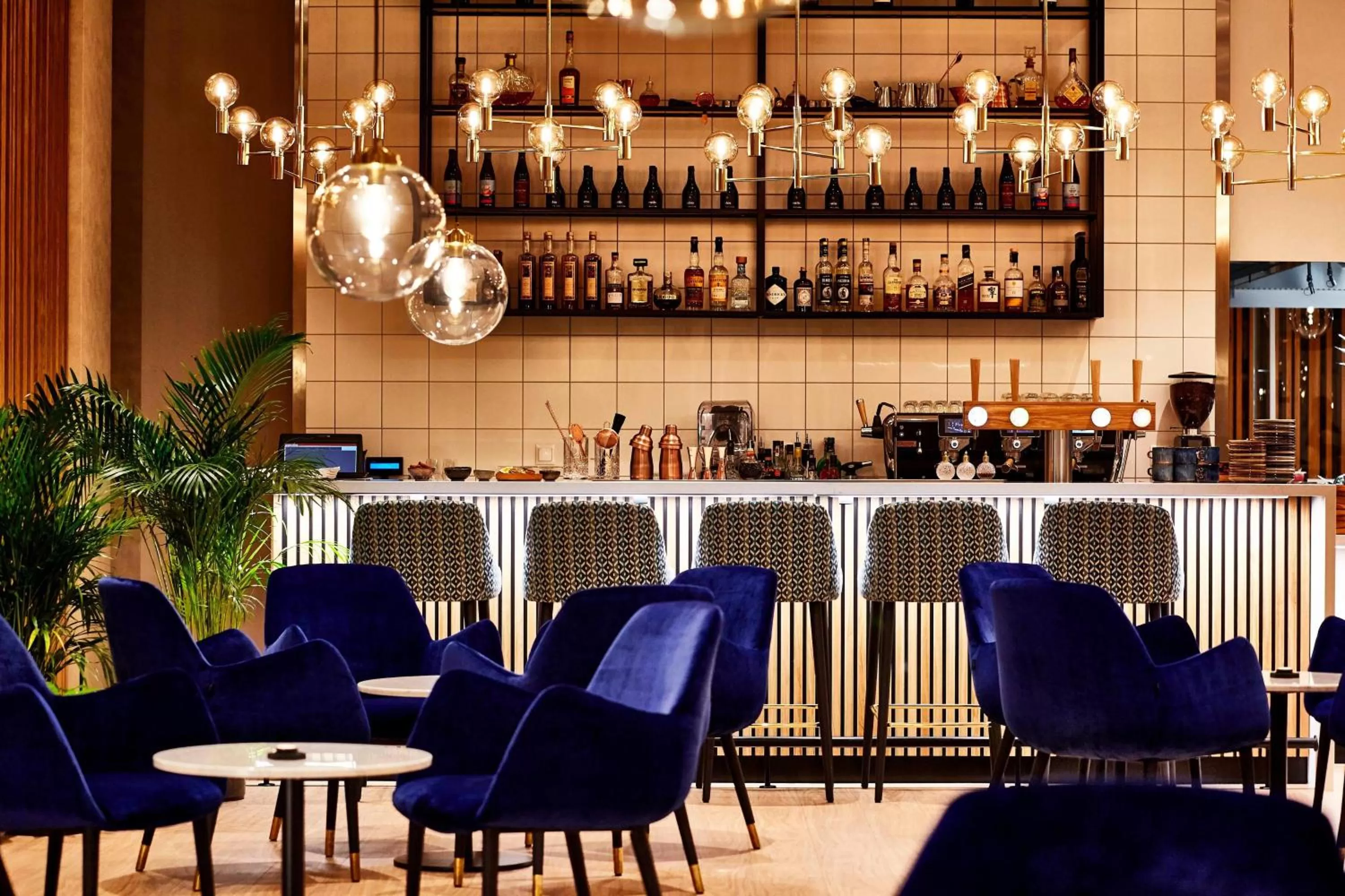 Restaurant/places to eat in Warsaw Presidential Hotel