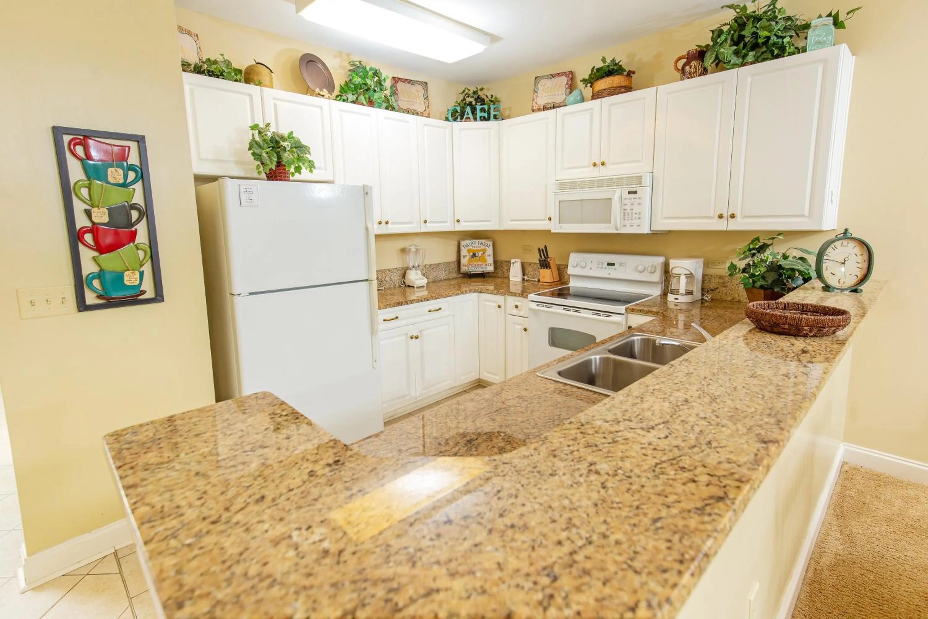 Kitchen or kitchenette, Kitchen/Kitchenette in Grande Villas at World Tour Golf Resort