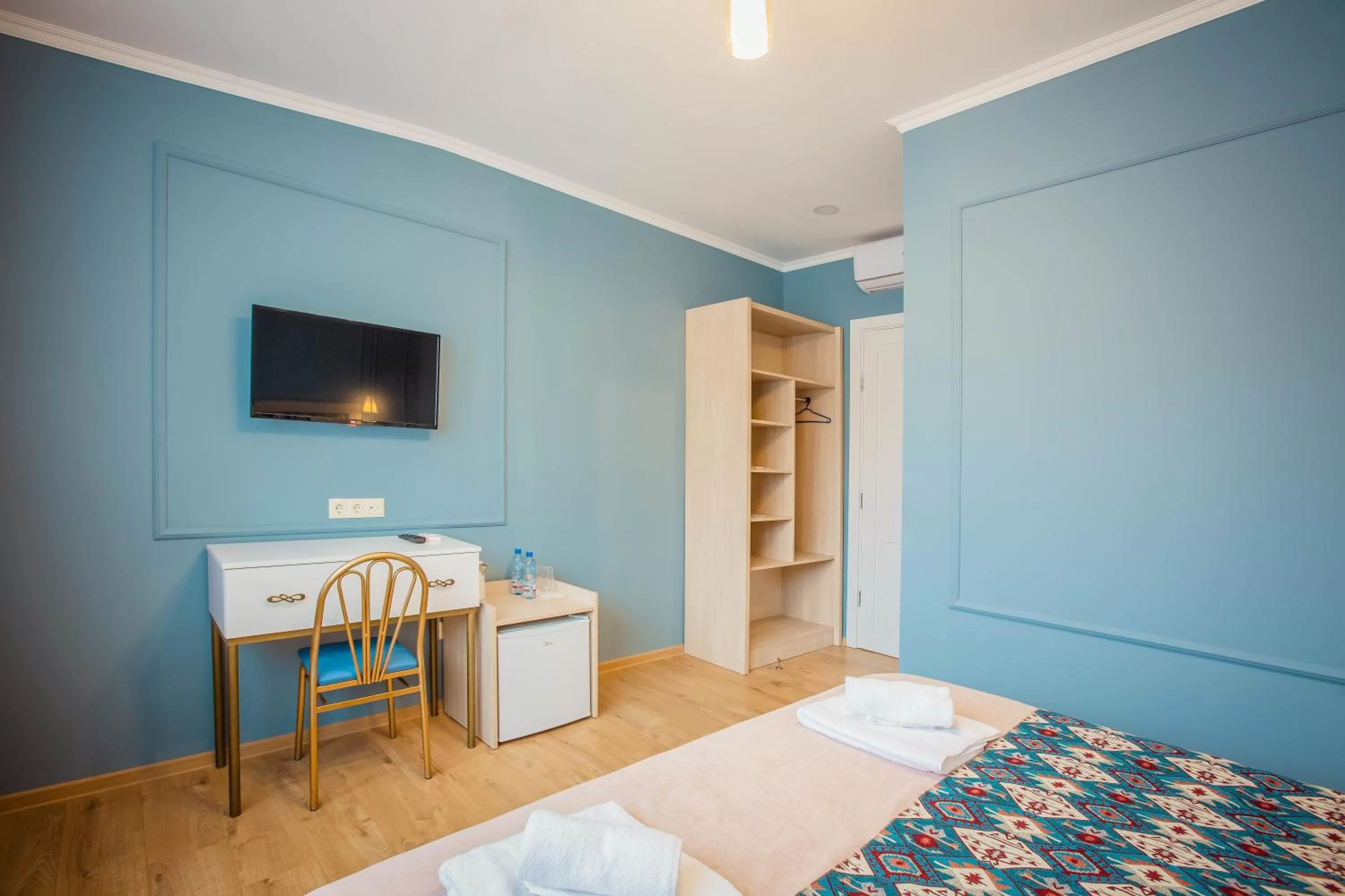 TV and multimedia, TV/Entertainment Center in Galaktioni 22