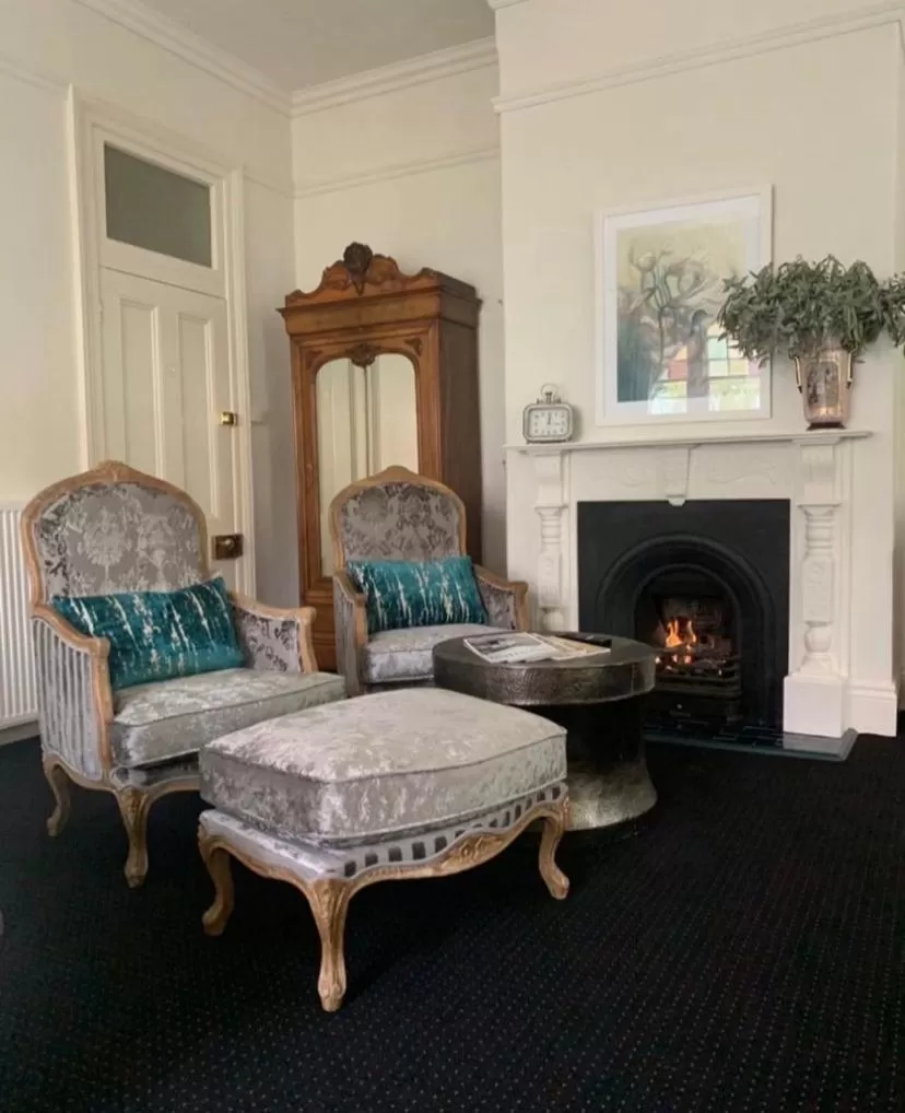 Seating Area in Howlong Old Post Office Luxury Suite