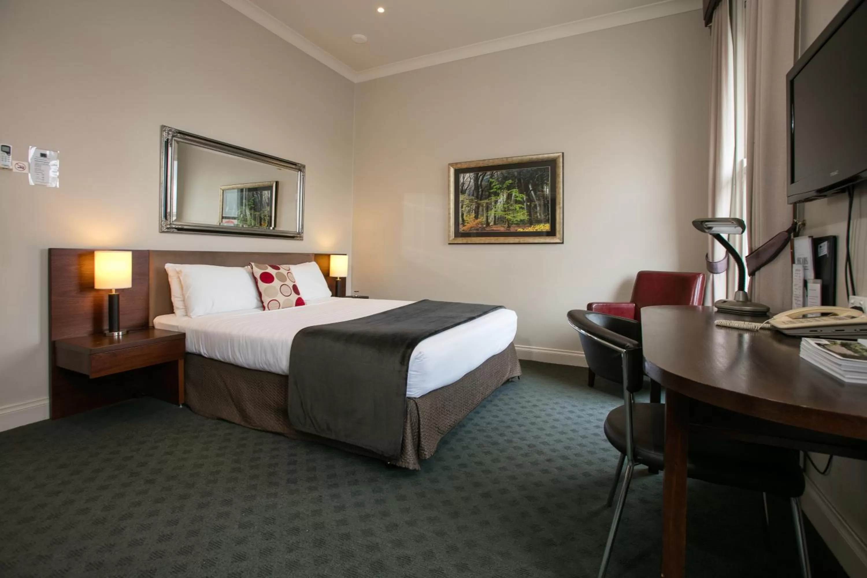 Bedroom, Room Photo in Oscars Hotel and Cafe Bar