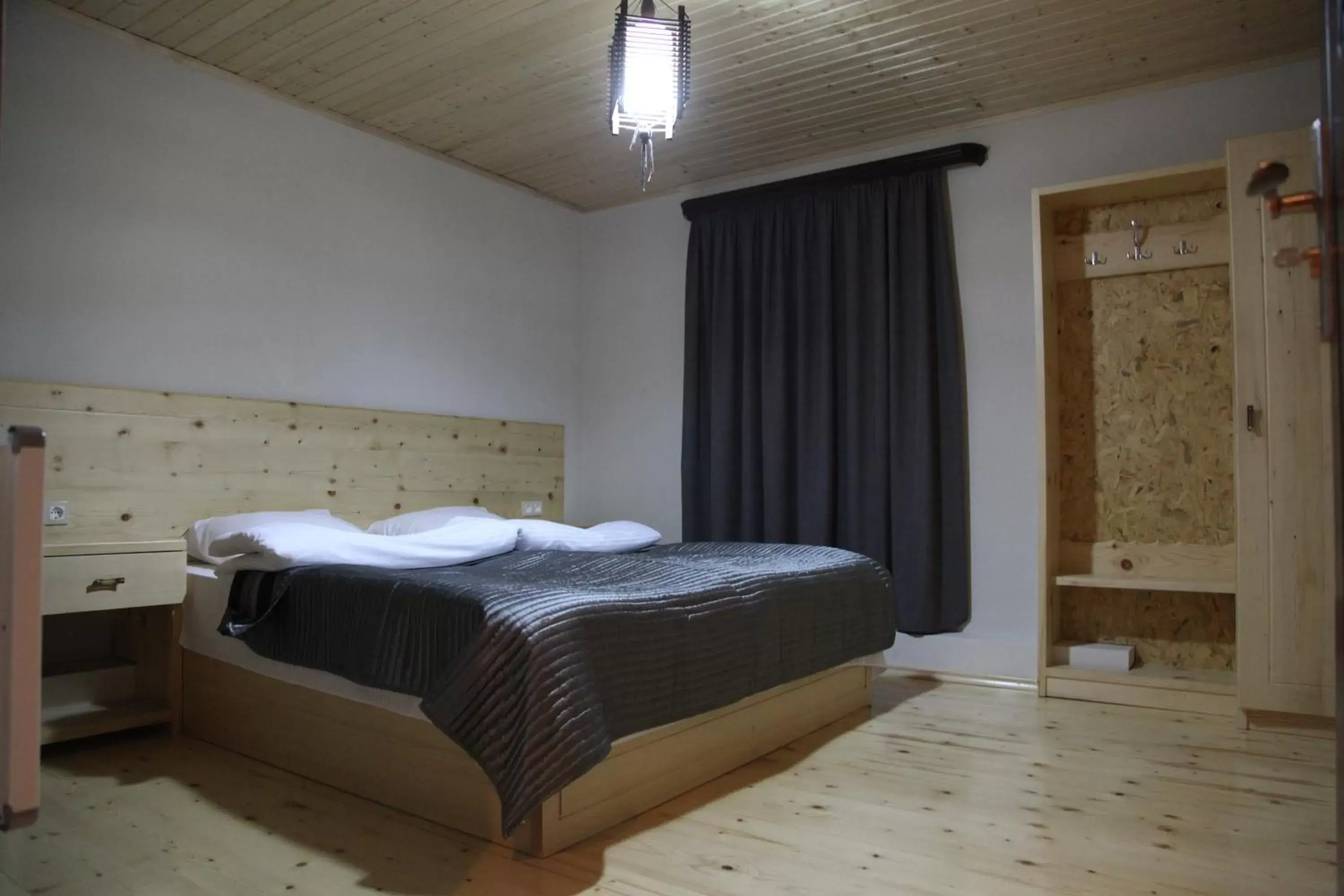 Economy Double Room - single occupancy in Hotel Old House Mestia Economy Double Room - single occupancy in Hotel Old House Mestia