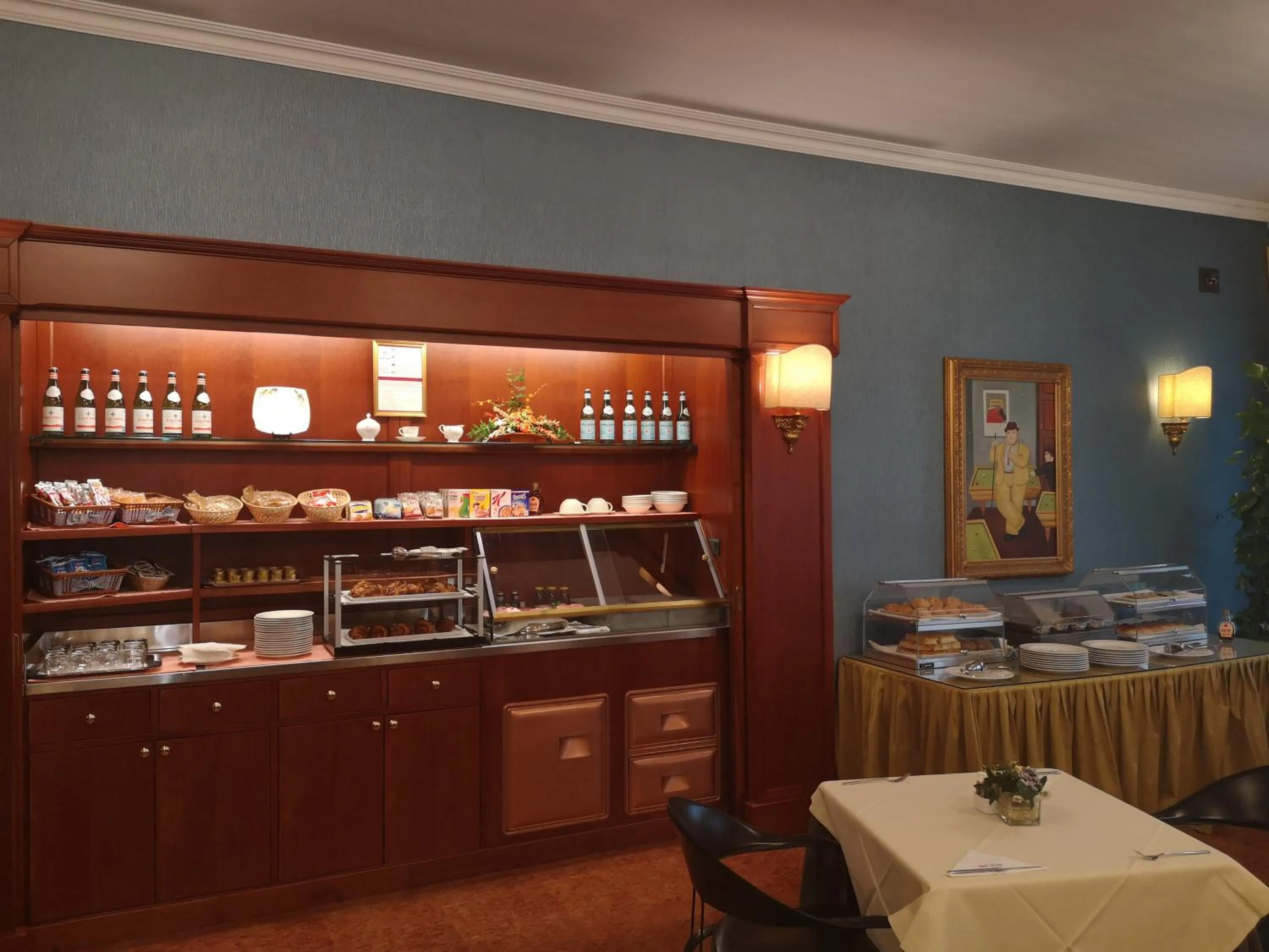 Restaurant/places to eat in Hotel Motel Luna