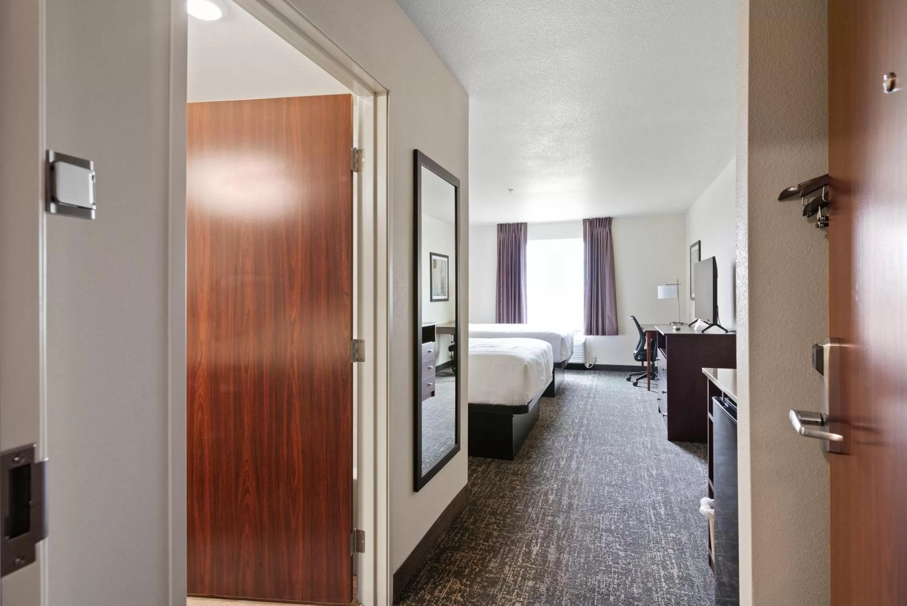 Photo of the whole room, Bed in Cobblestone Inn & Suites - Yuma