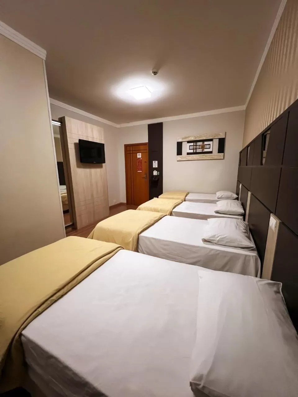 Bed in GoldMen Business Cianorte