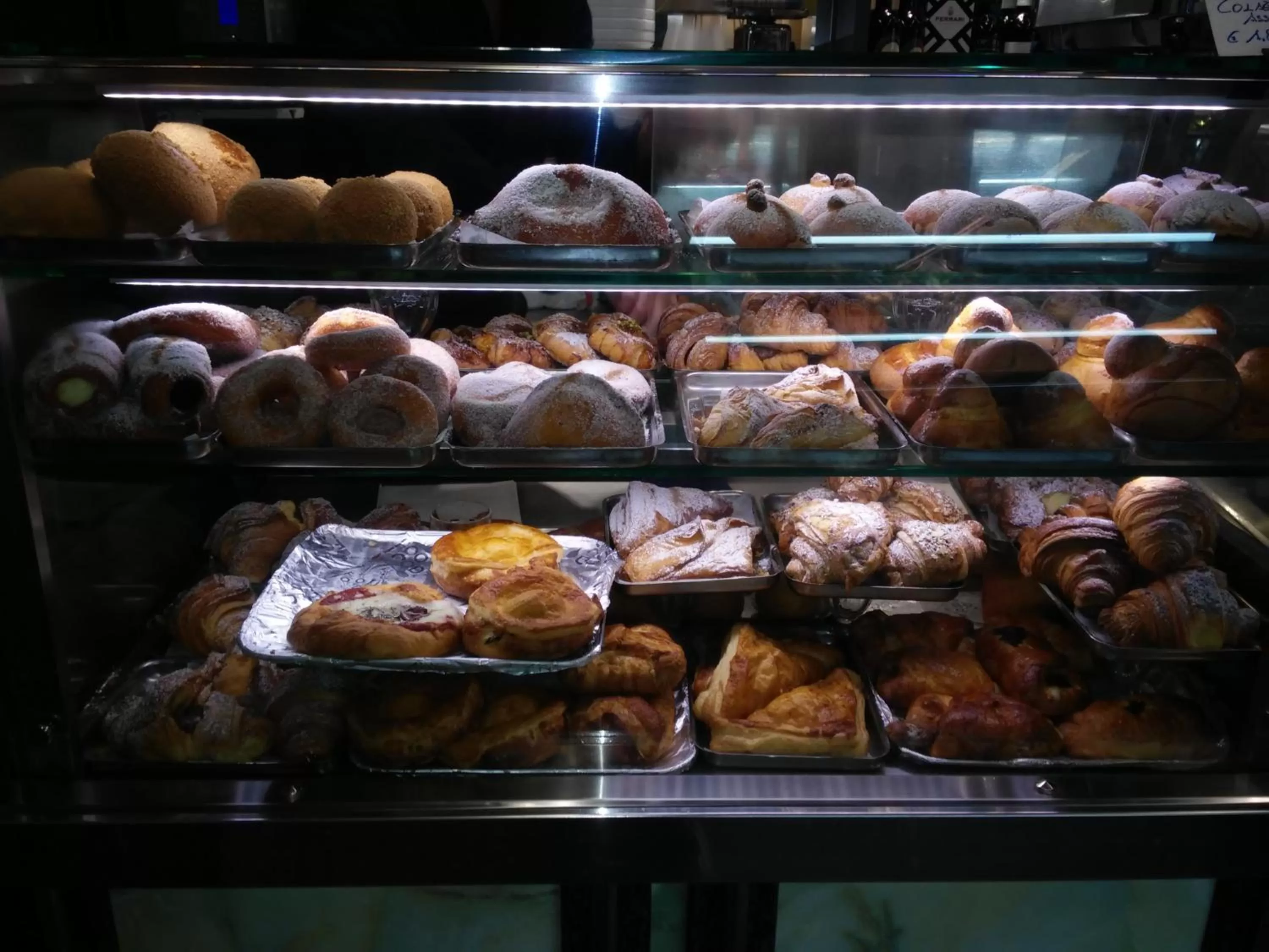 Italian breakfast in A Due Passi BnB