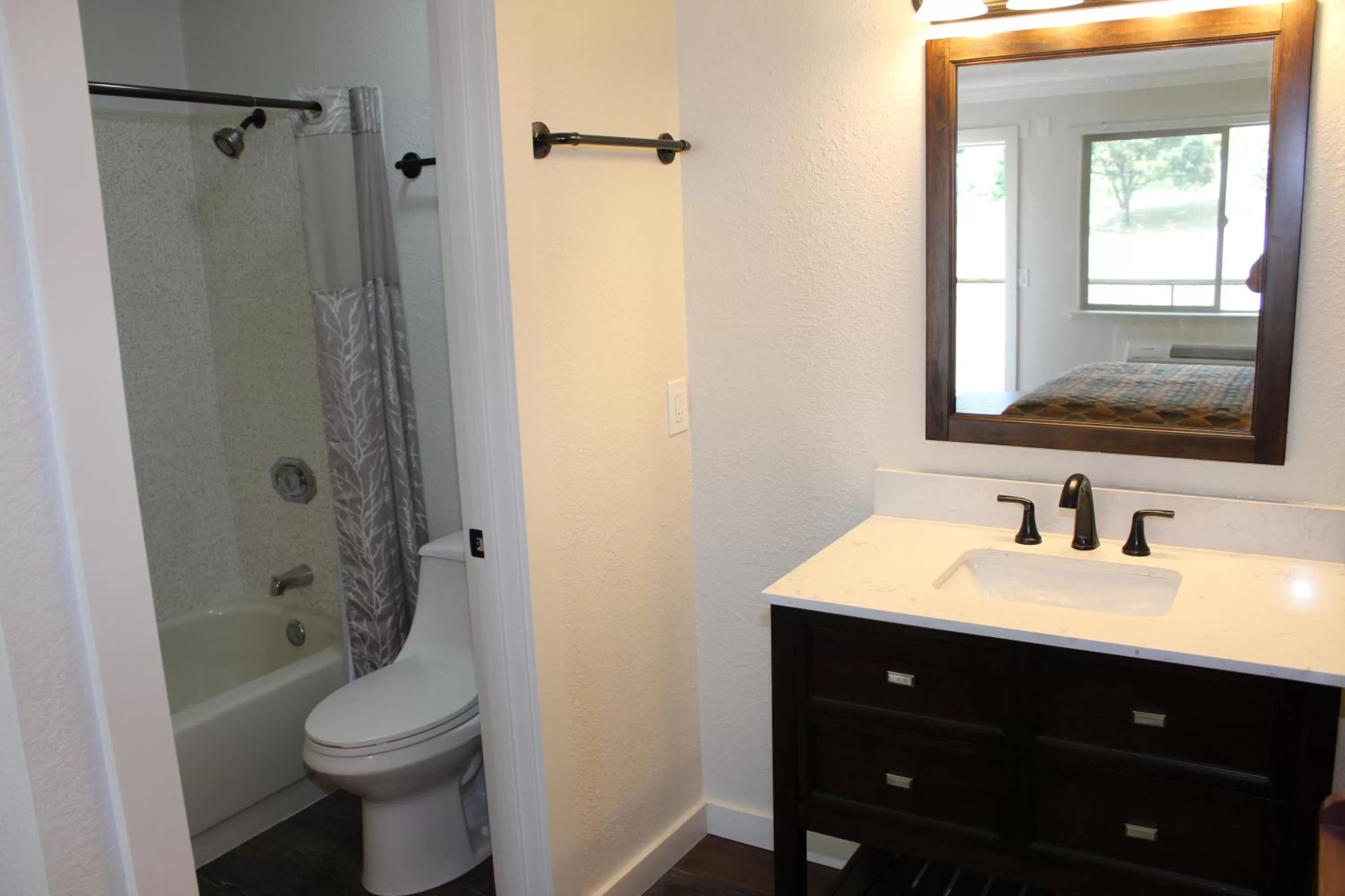 Photo of the whole room in The Northern Inn