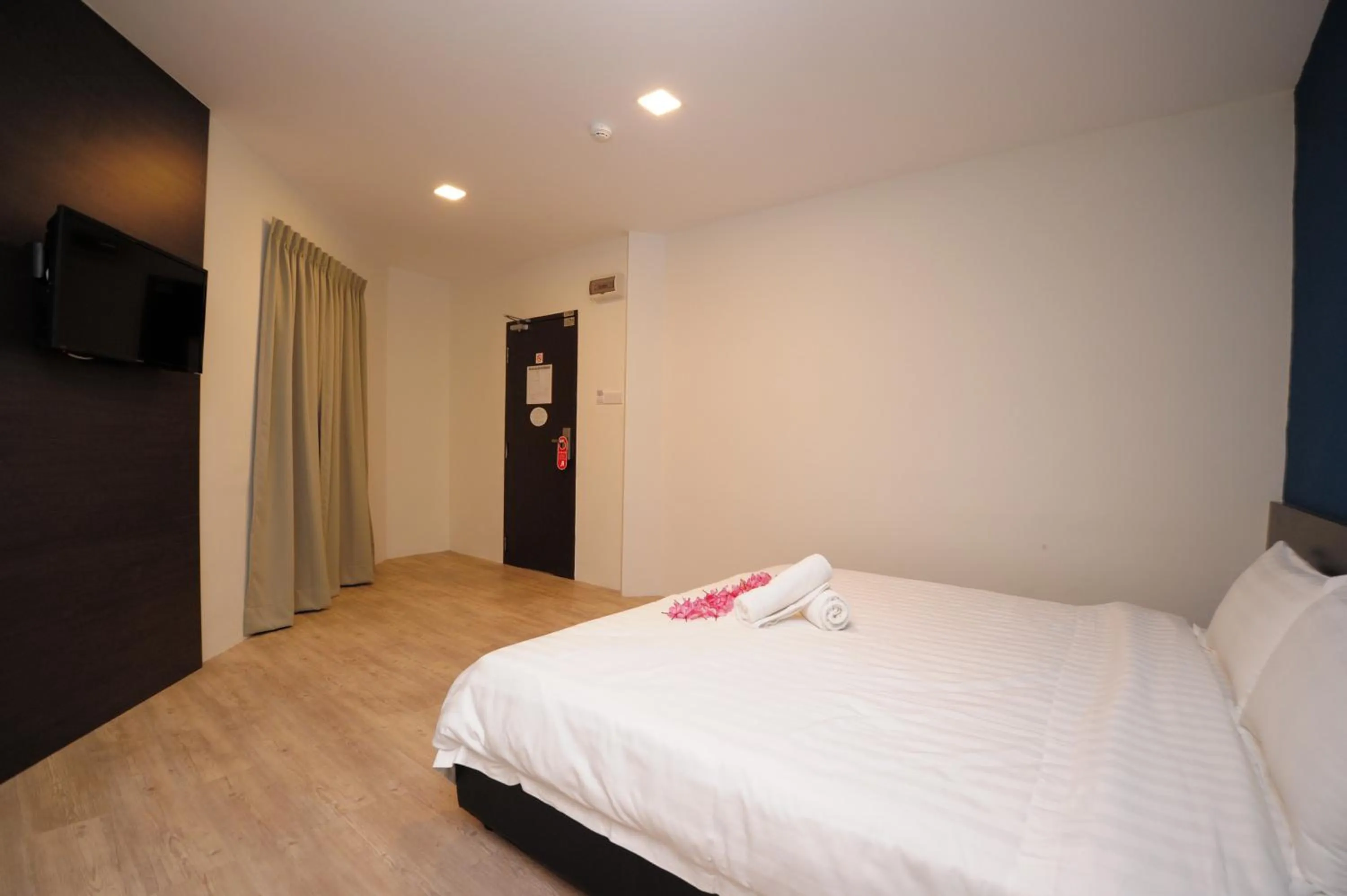 Photo of the whole room, Bed in Hotel Mezzo