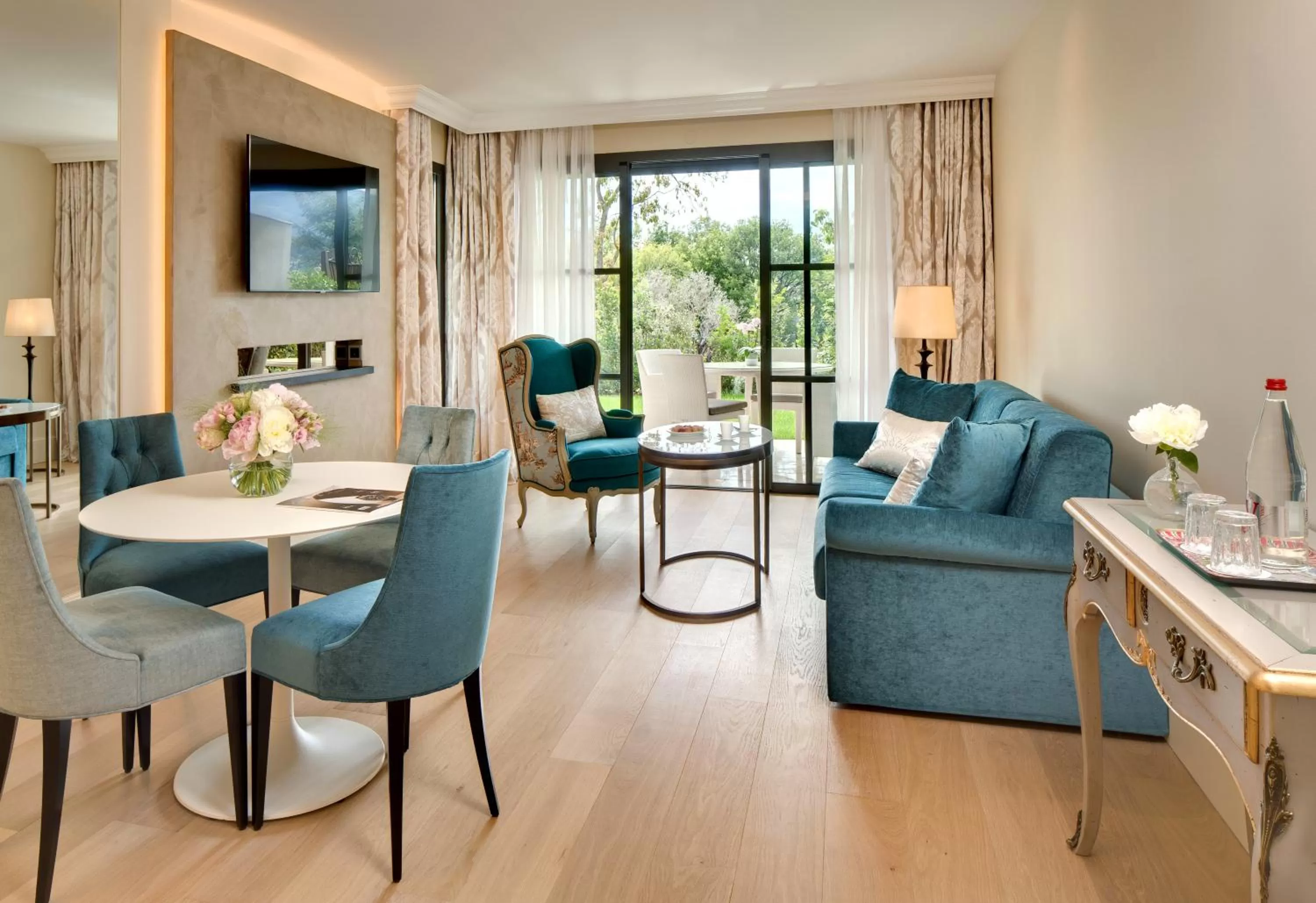 Seating area in Domaine du Mas De Pierre