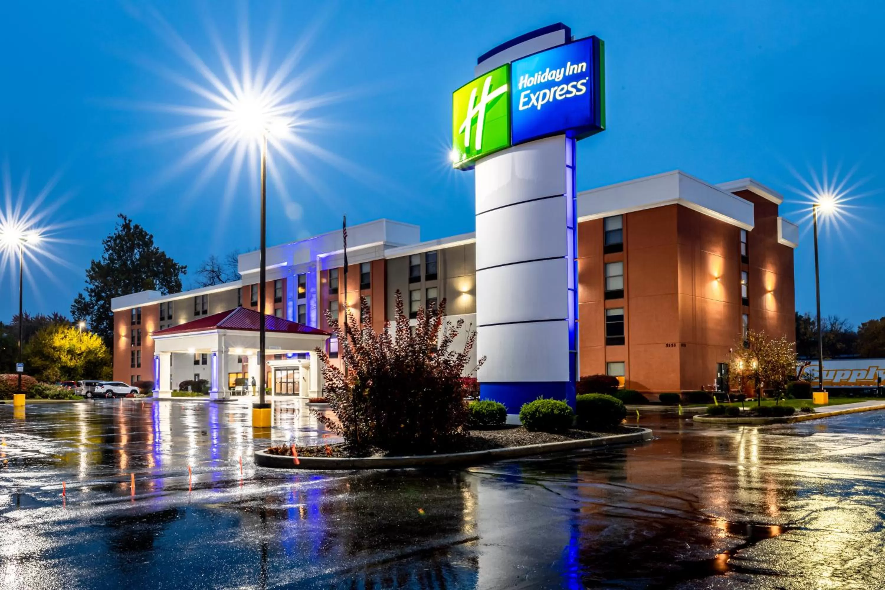 Property building in Holiday Inn Express Indianapolis South by IHG