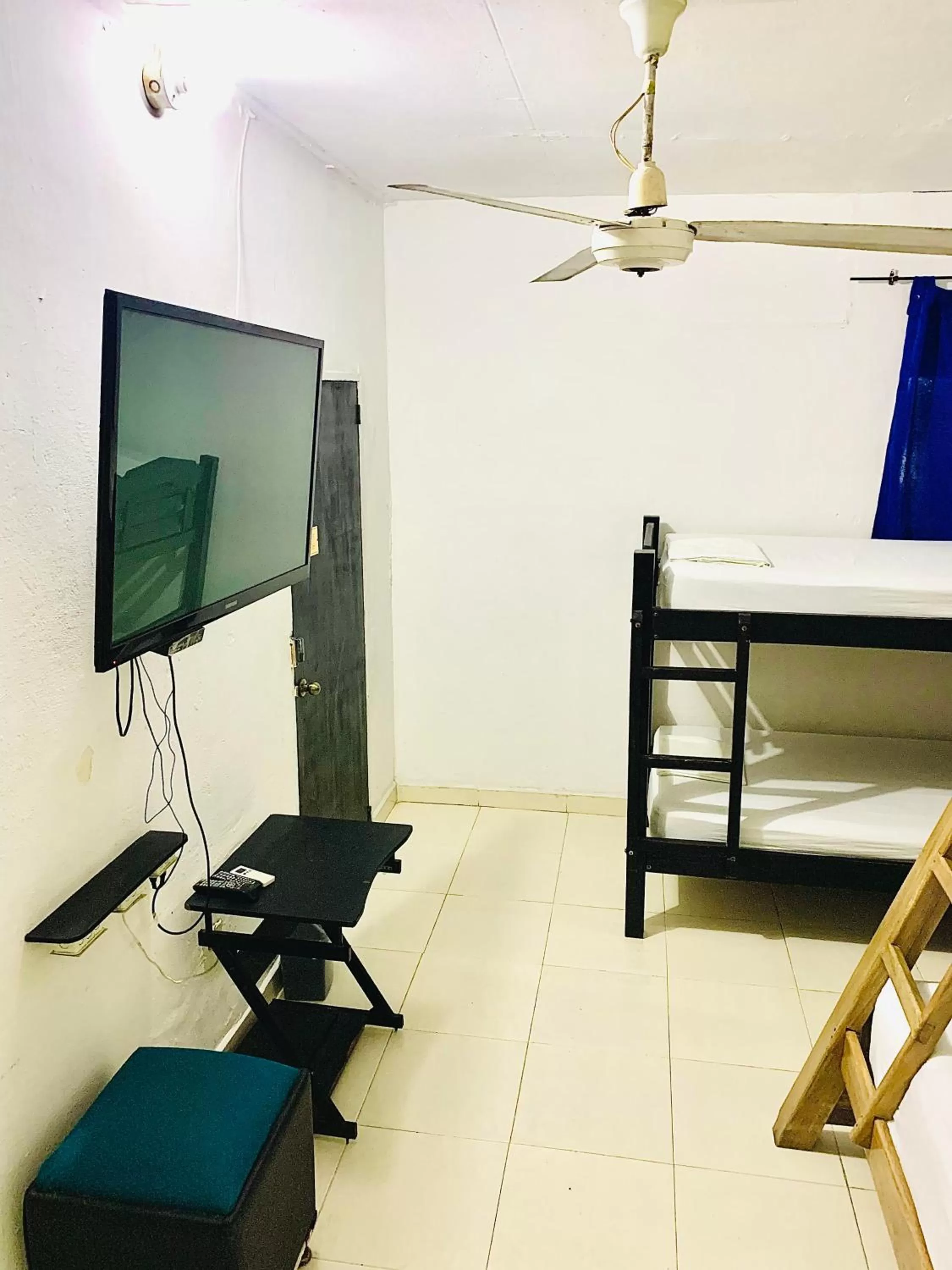 bunk bed in Hotel La Española