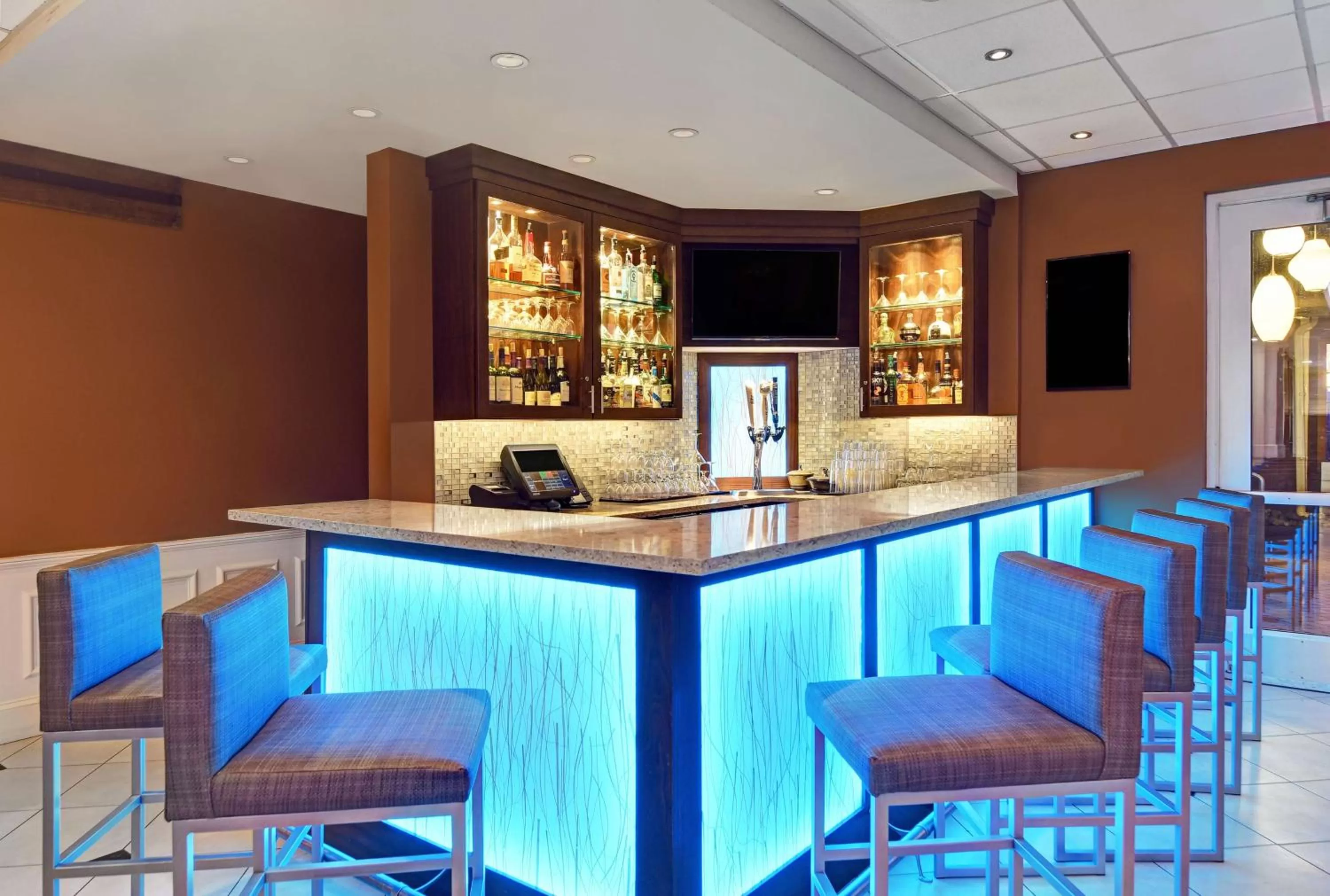 Lounge or bar in Hilton Garden Inn Hamilton