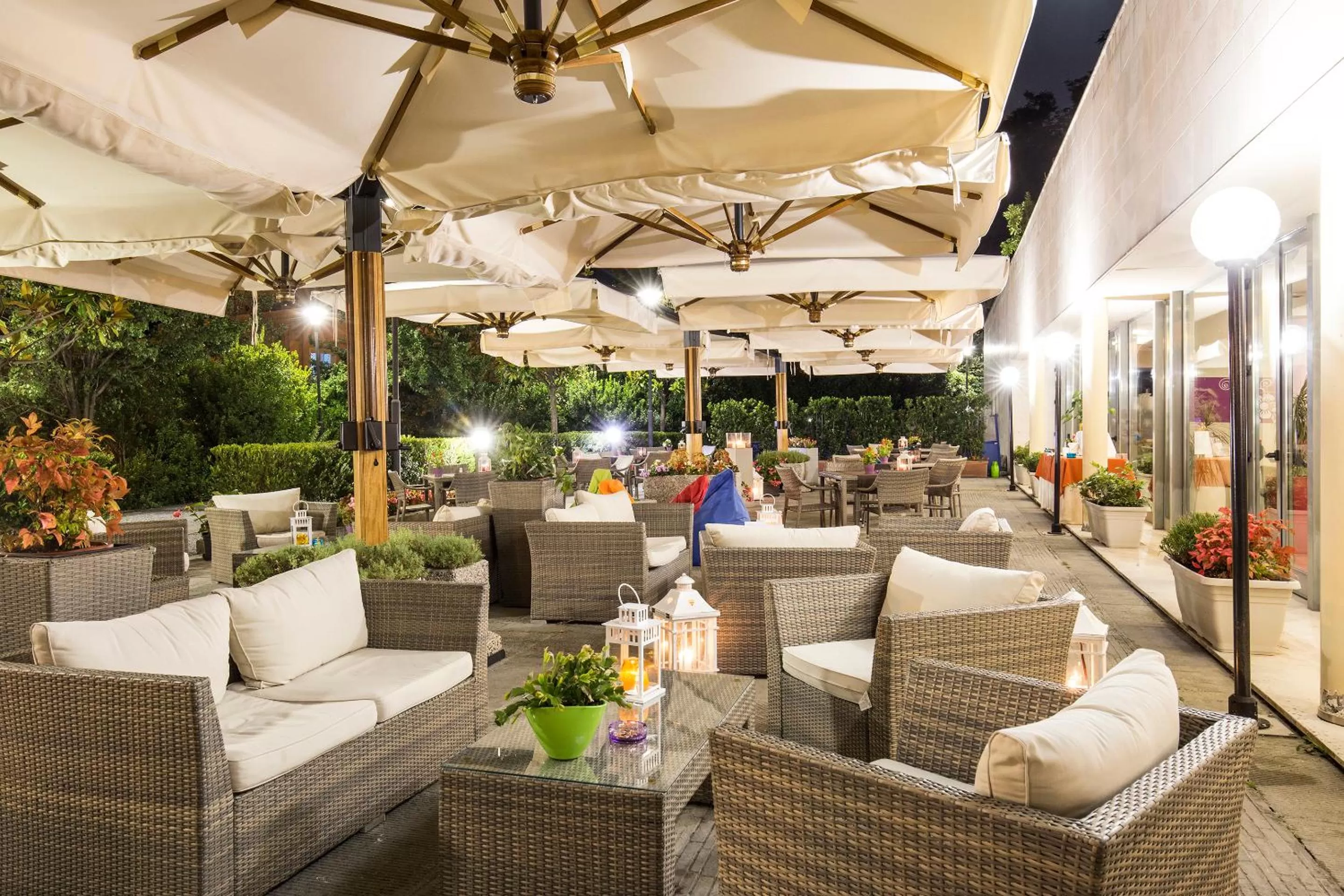 Patio in Mercure Genova San Biagio