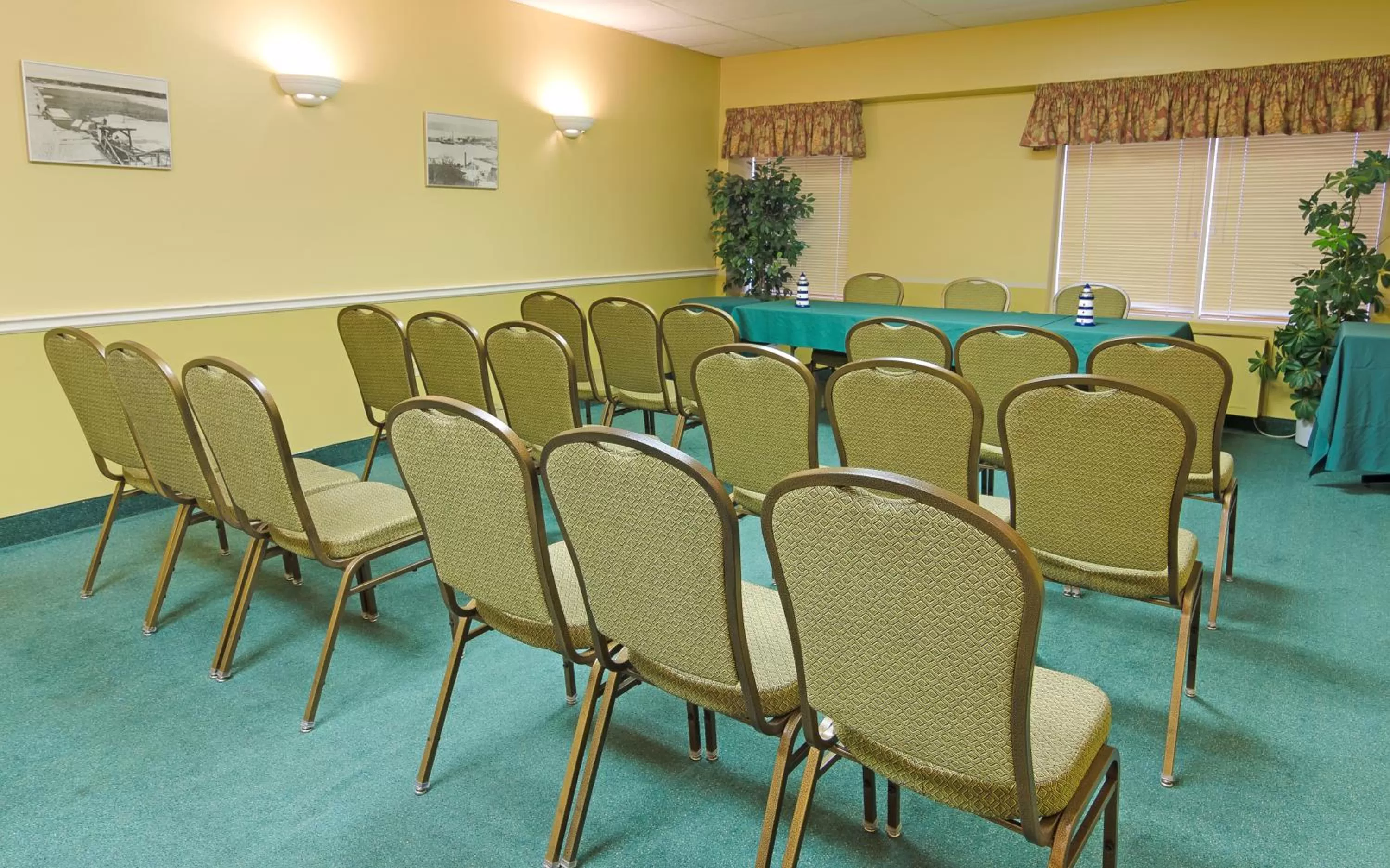 Banquet/Function facilities in Coastal Inn Dartmouth