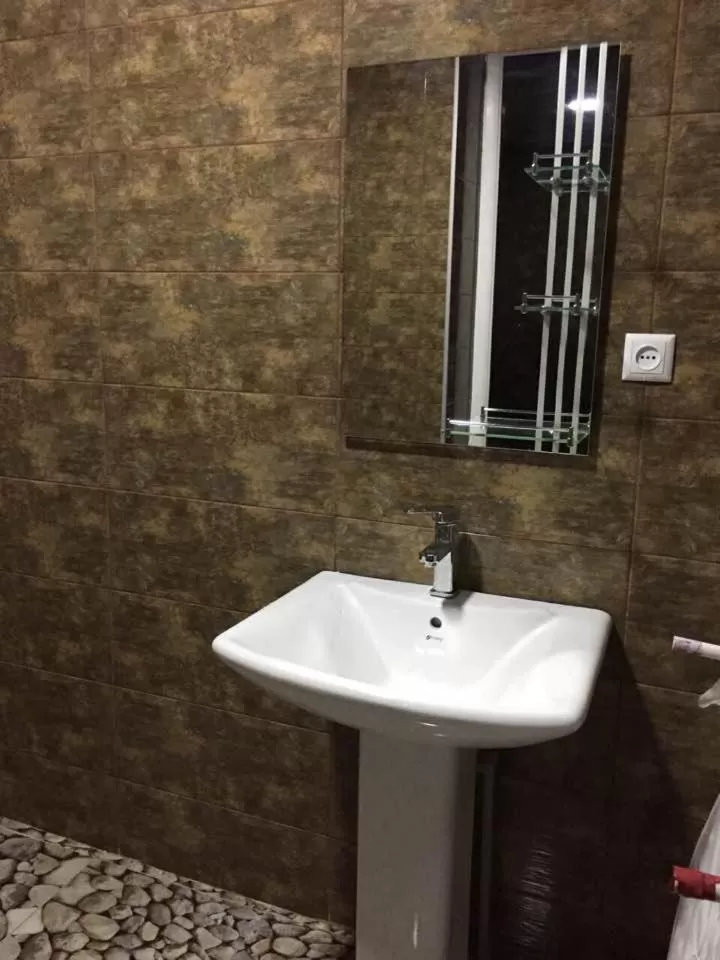 Bathroom in Hotel Newland