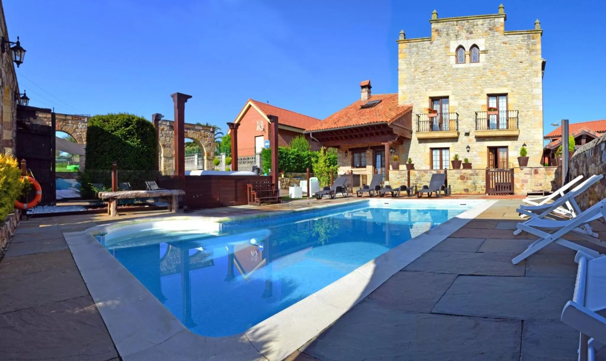 Property building in Posada la Leyenda