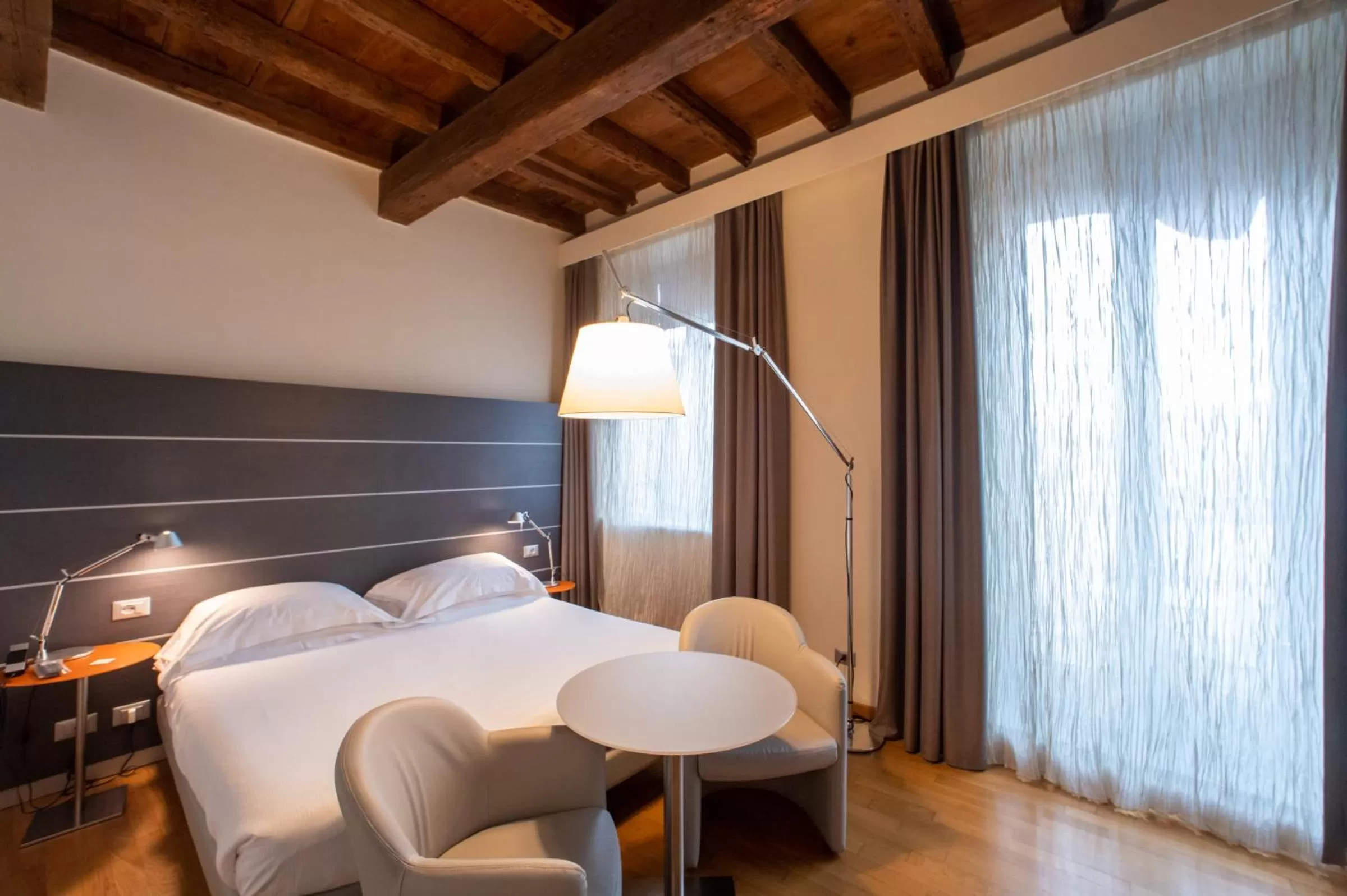 Bed in Hotel Annunziata