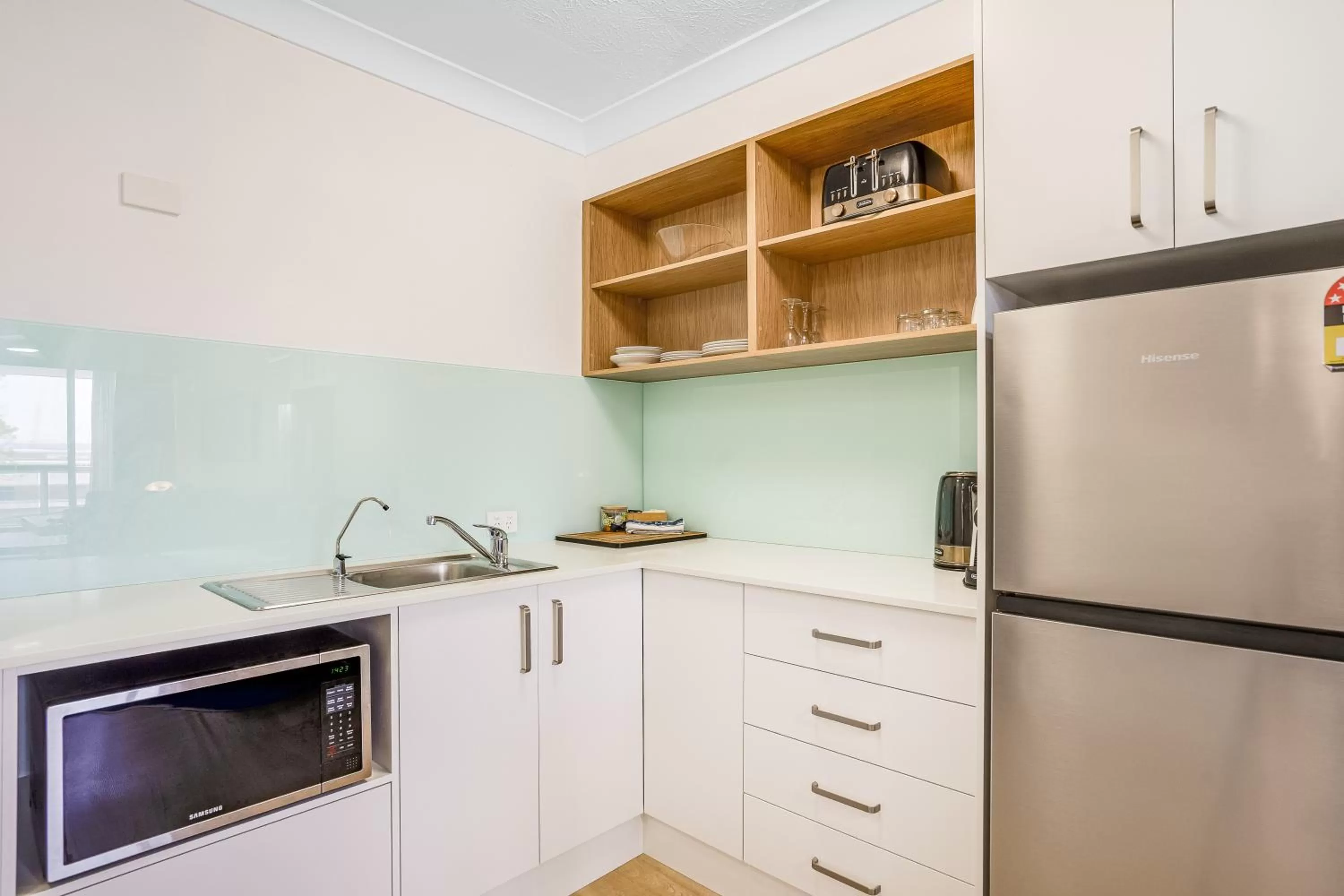 Kitchen or kitchenette in Nelson Towers Motel & Apartments