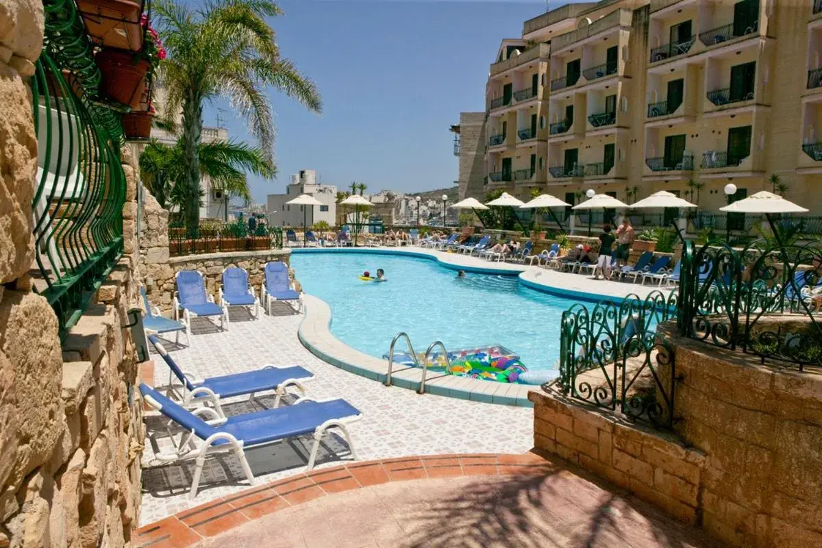 Swimming pool in Porto Azzurro Aparthotel Swimming pool in Porto Azzurro Aparthotel