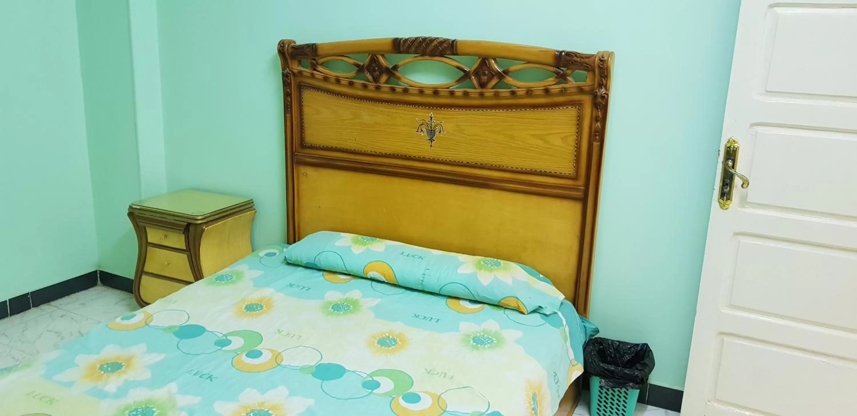 Bedroom, Bed in Taharka Nubian House